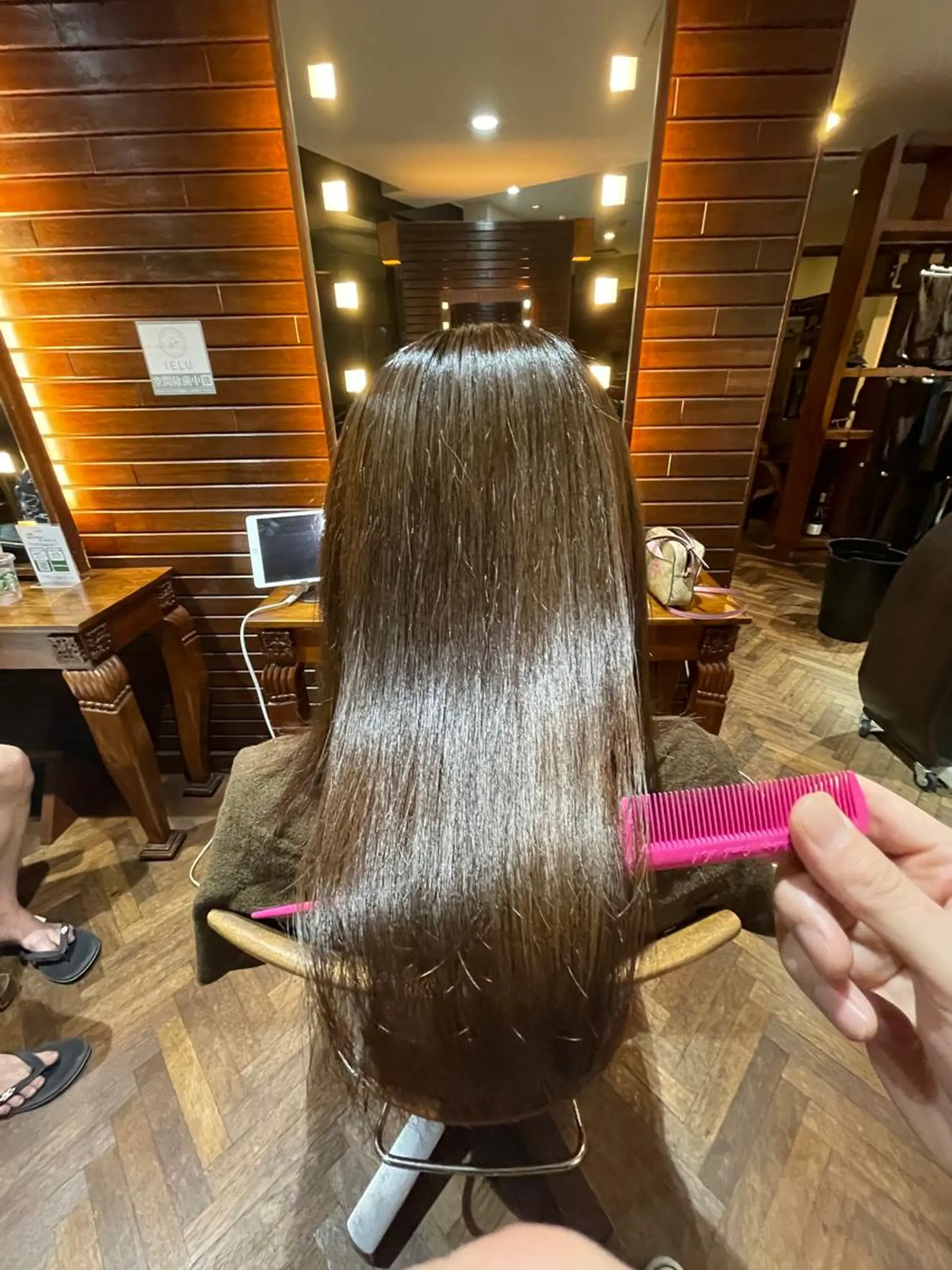 ミディアム stylist YUTOのヘアスタイル