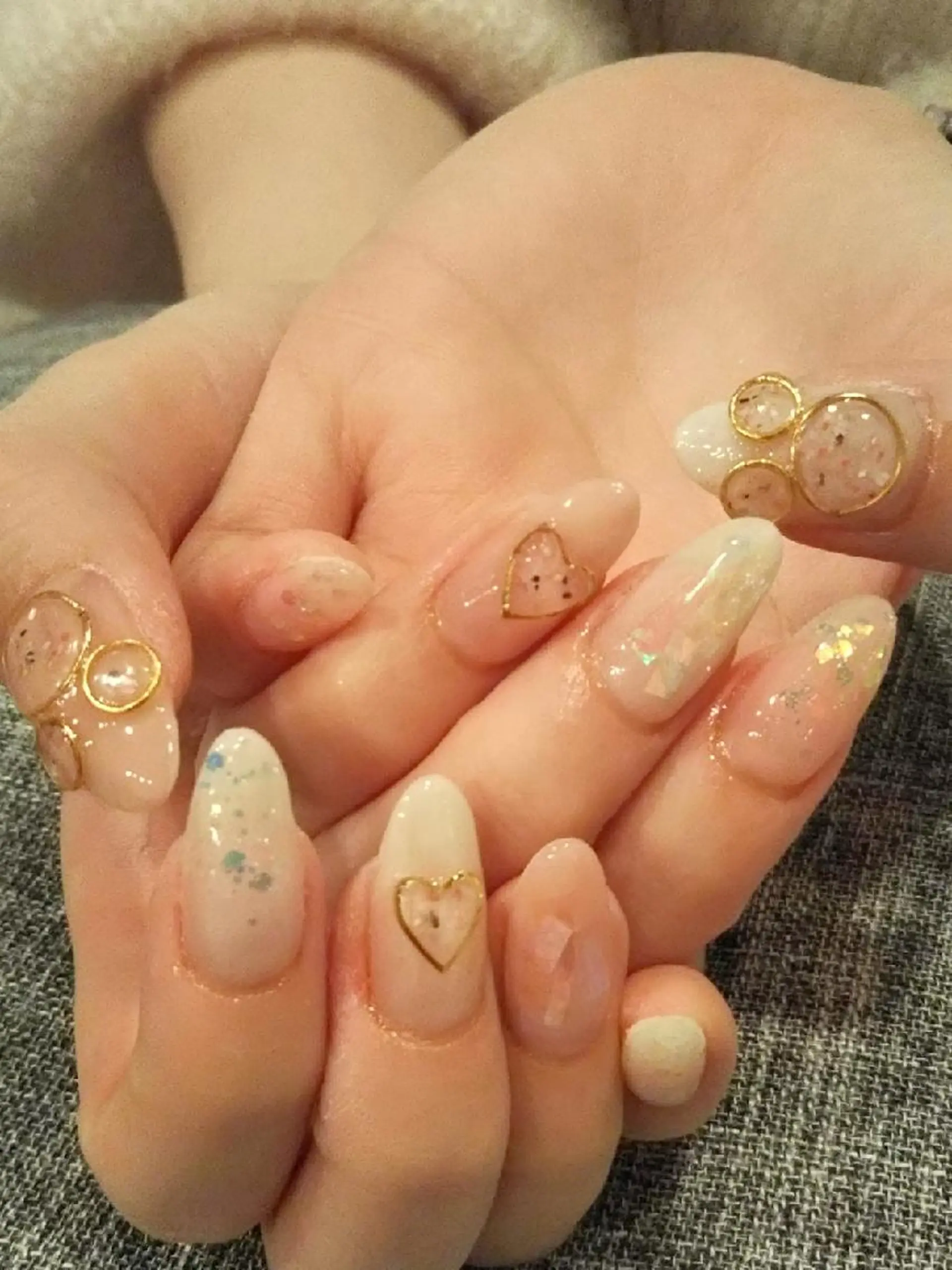 ネイル オーロラネイル キラキラネイル ハンドネイル private salon mieのネイルデザイン