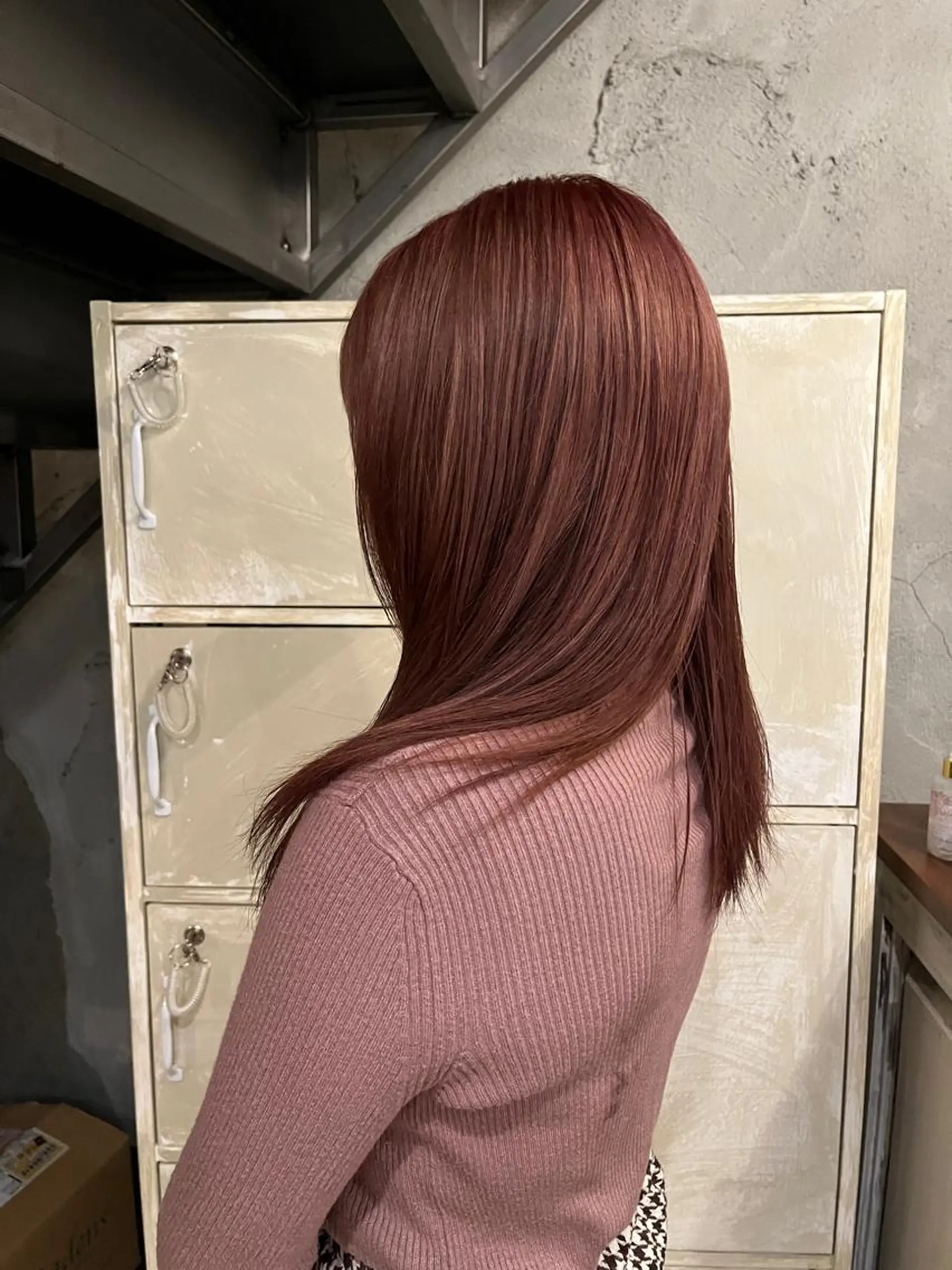 ロング カラー ナチュラルなヘア /ヨシダトモキのヘアスタイル