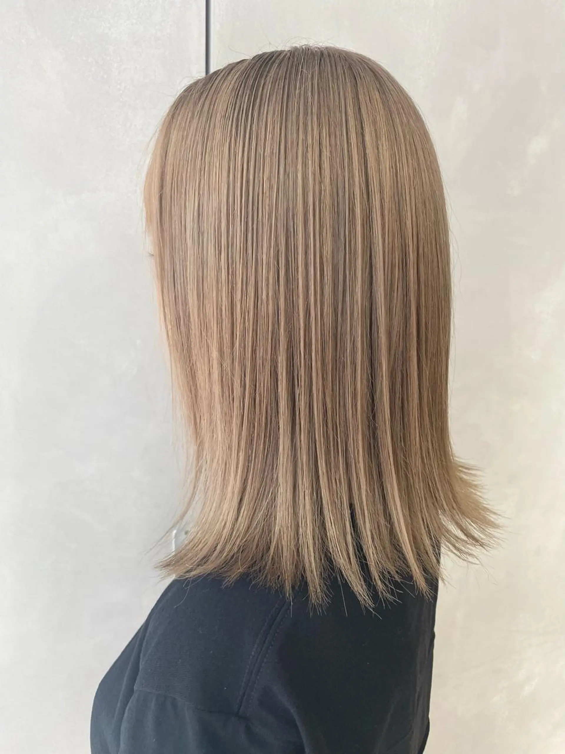 ミディアム カラー M IIのヘアスタイル