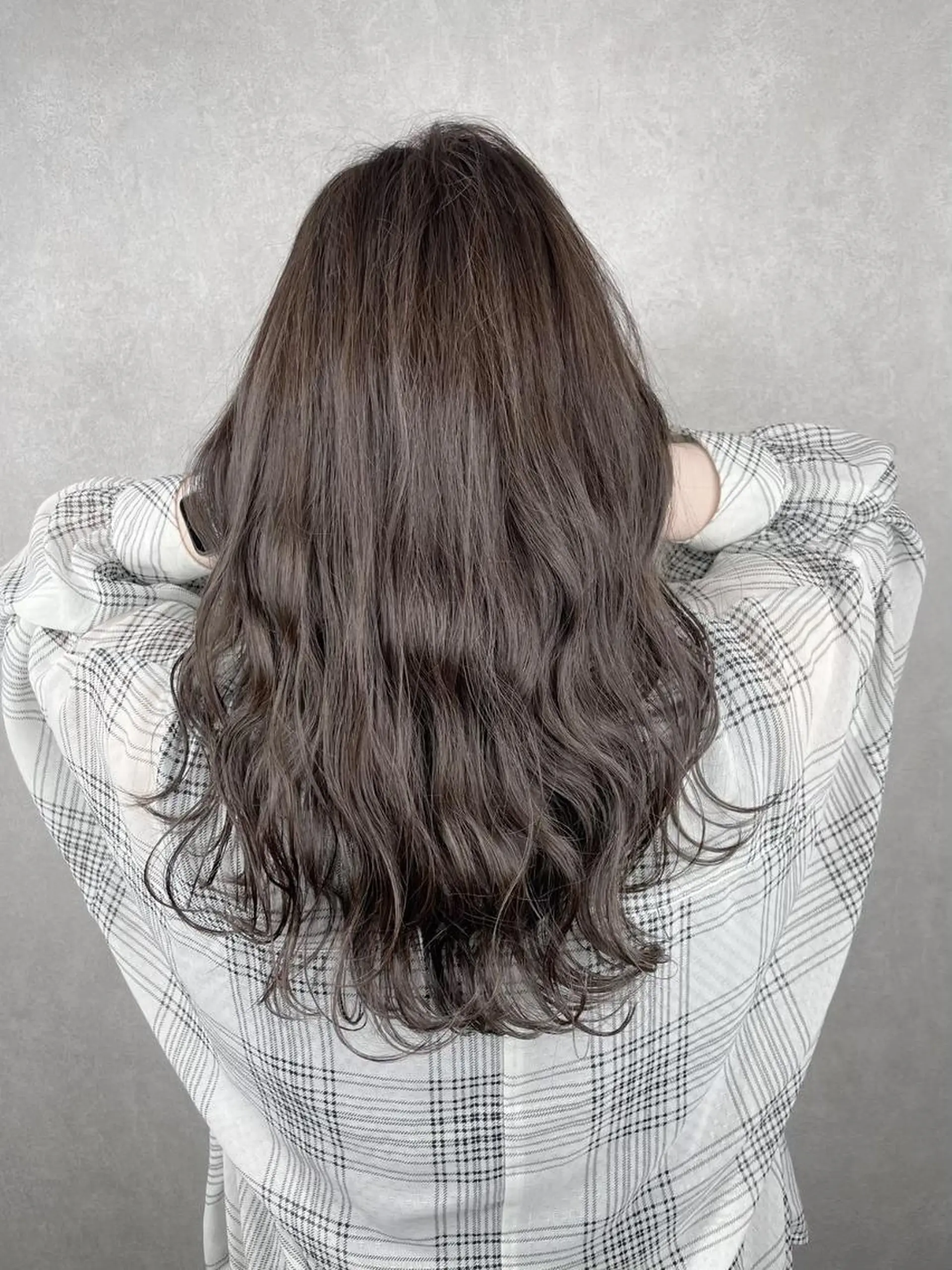 ロング カラー ダブルカラー グラデーションカラー ハイライトカラー イルミナカラー インナーカラー カット ヘアカラー トリートメント BUCKS【天王寺】 バックス【駅30秒】のヘアスタイル