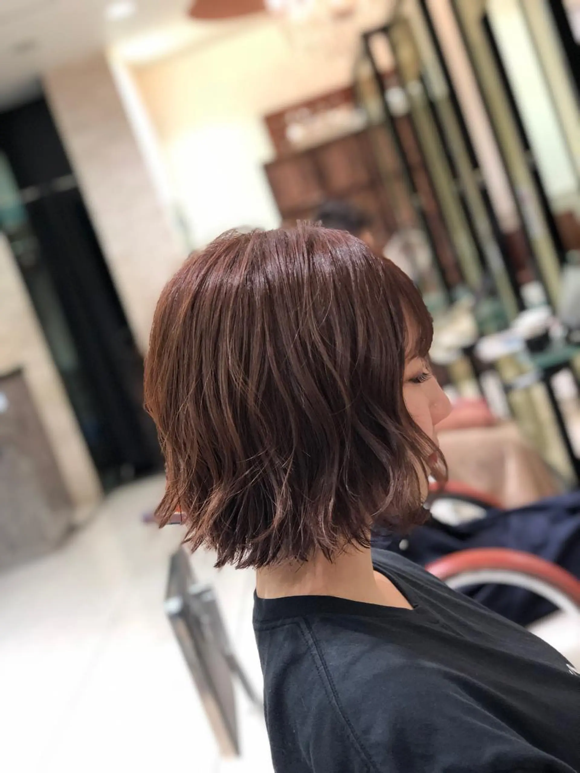 ミディアム カット ヘアカラー Y Uのヘアスタイル