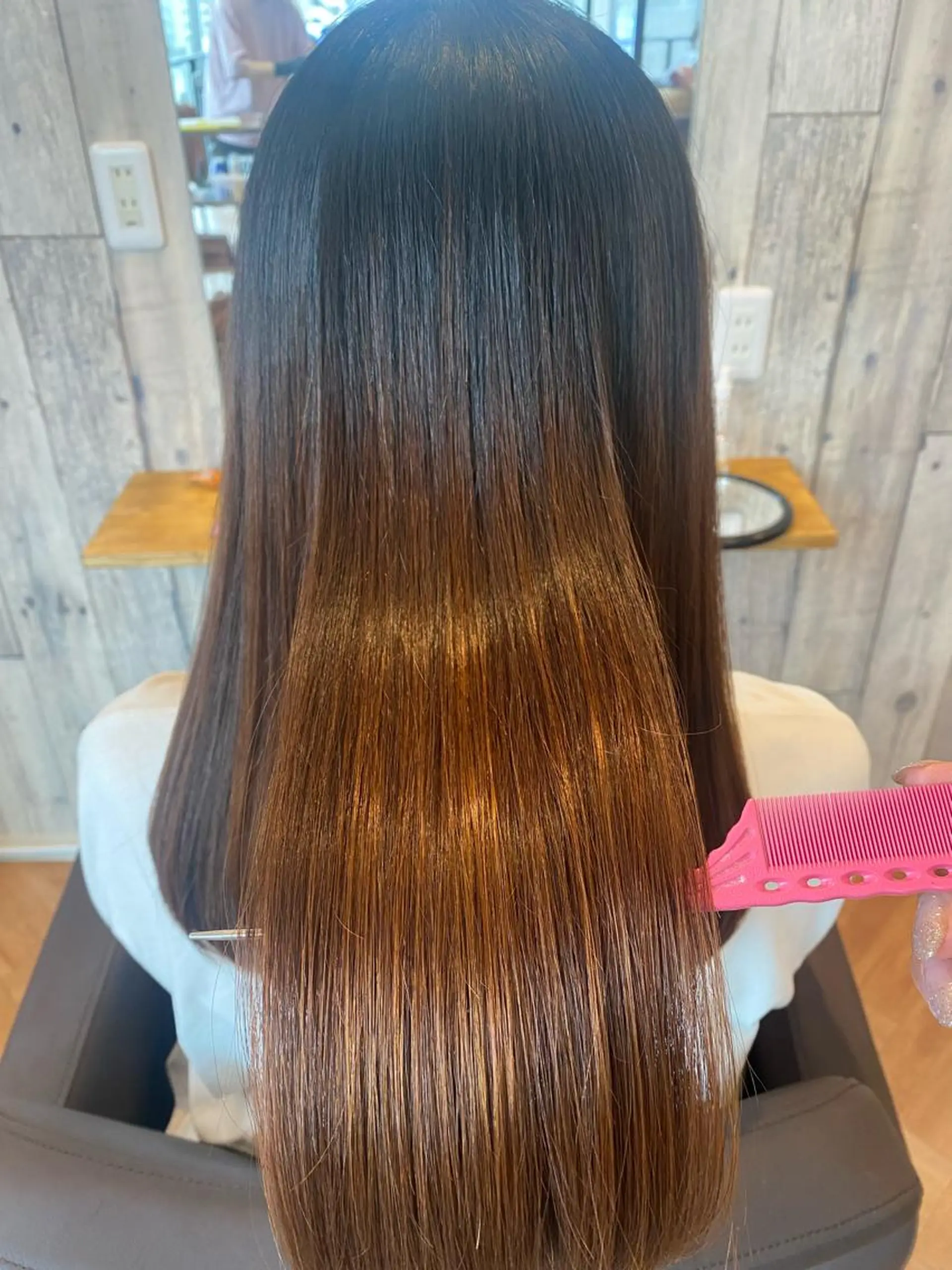 セミロング 韓国ヘア顔周りカット 艶髪ベージュtamaのヘアスタイル