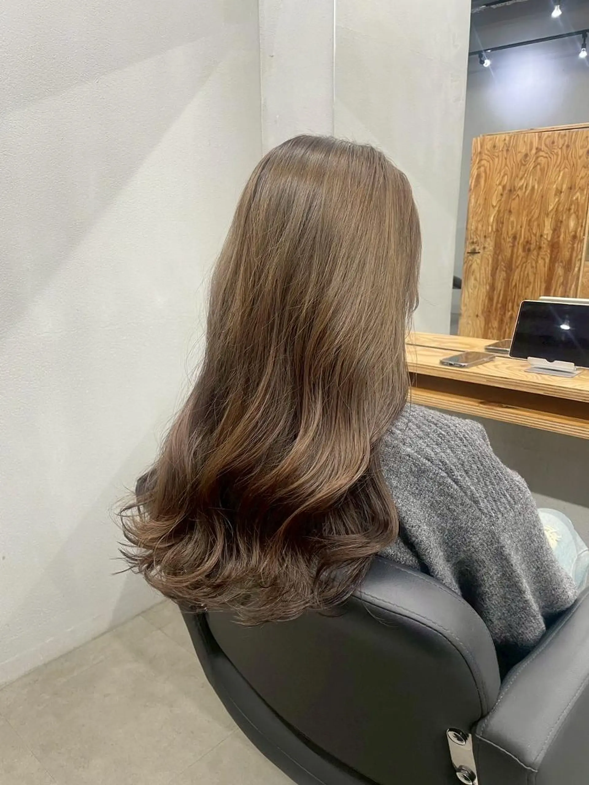 ロング N 【エヌ】のヘアスタイル