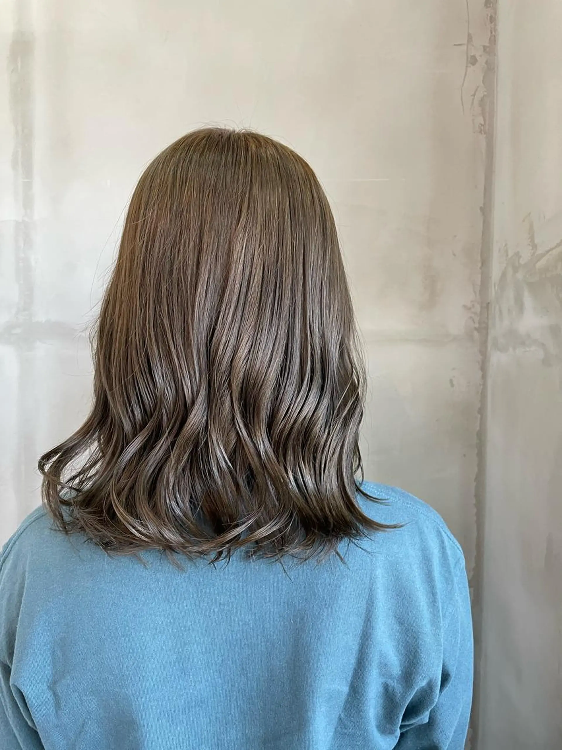 カラー ヘアカラー 益 佑夏のヘアスタイル