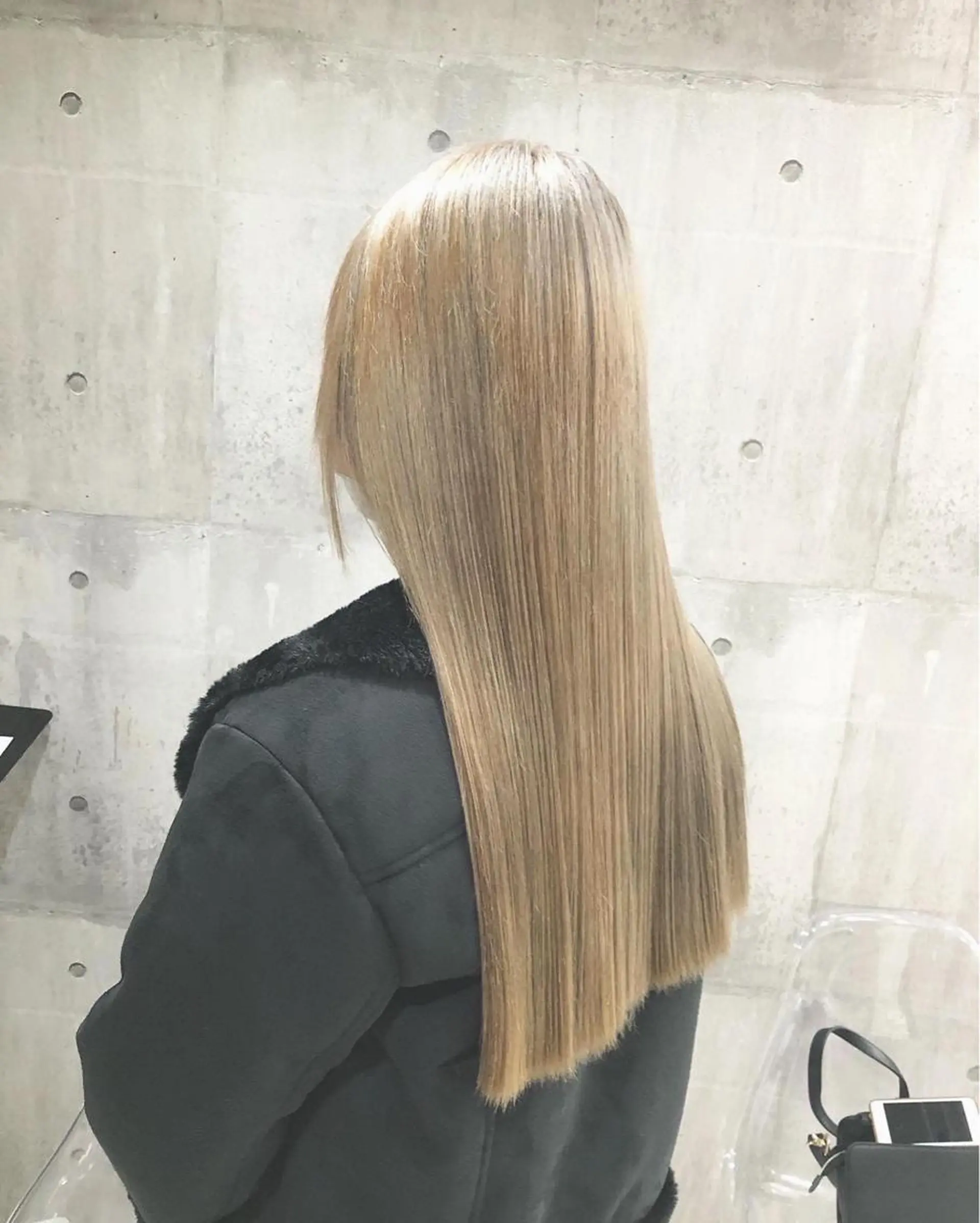 ロング カラー アッシュ アッシュグレー アッシュグレージュ バレイヤージュ ミストバング メンズ特化/パーマ/ 骨格矯正カット/真人のヘアスタイル