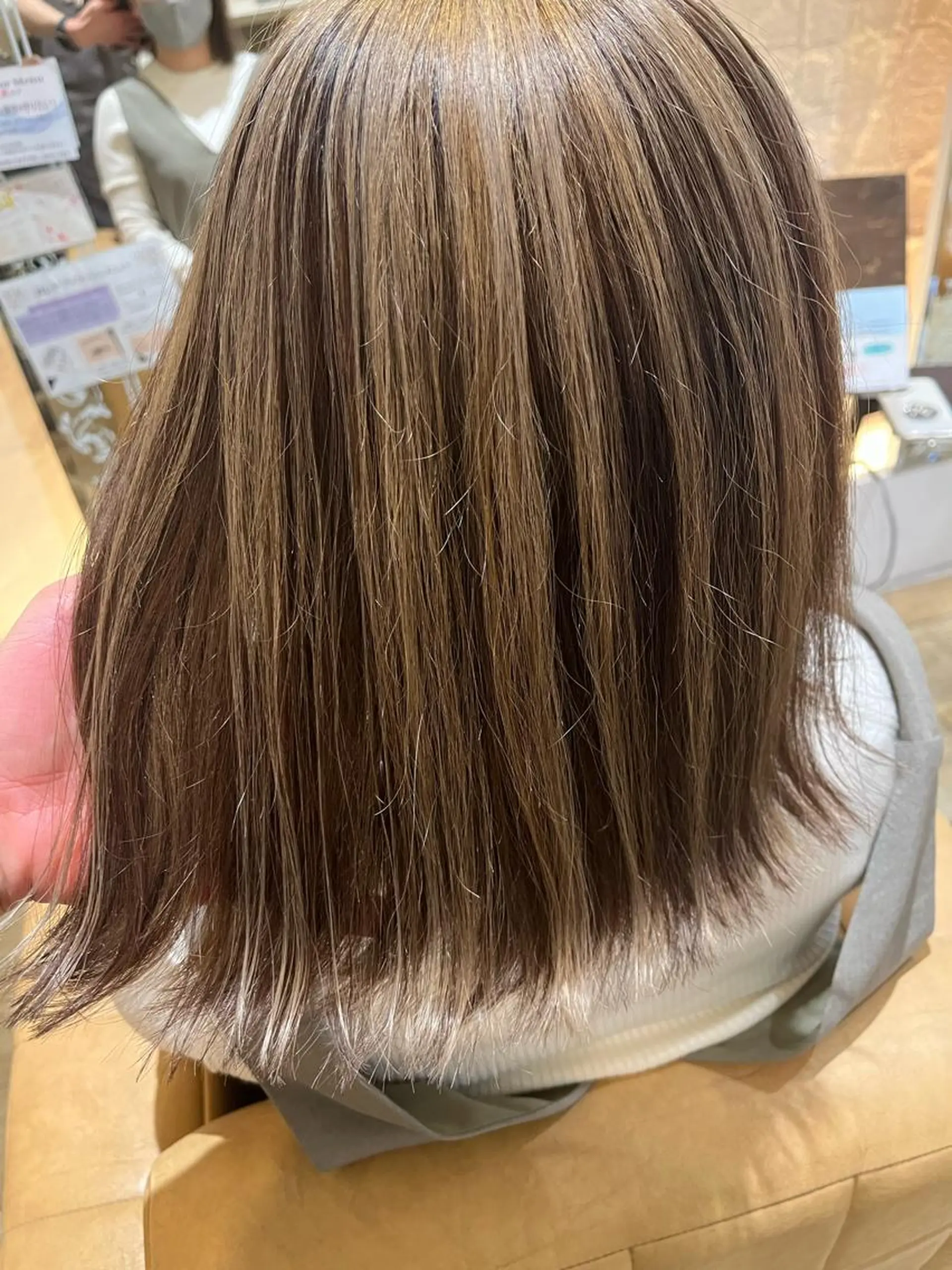 ミディアム カラー 中山 響希のヘアスタイル