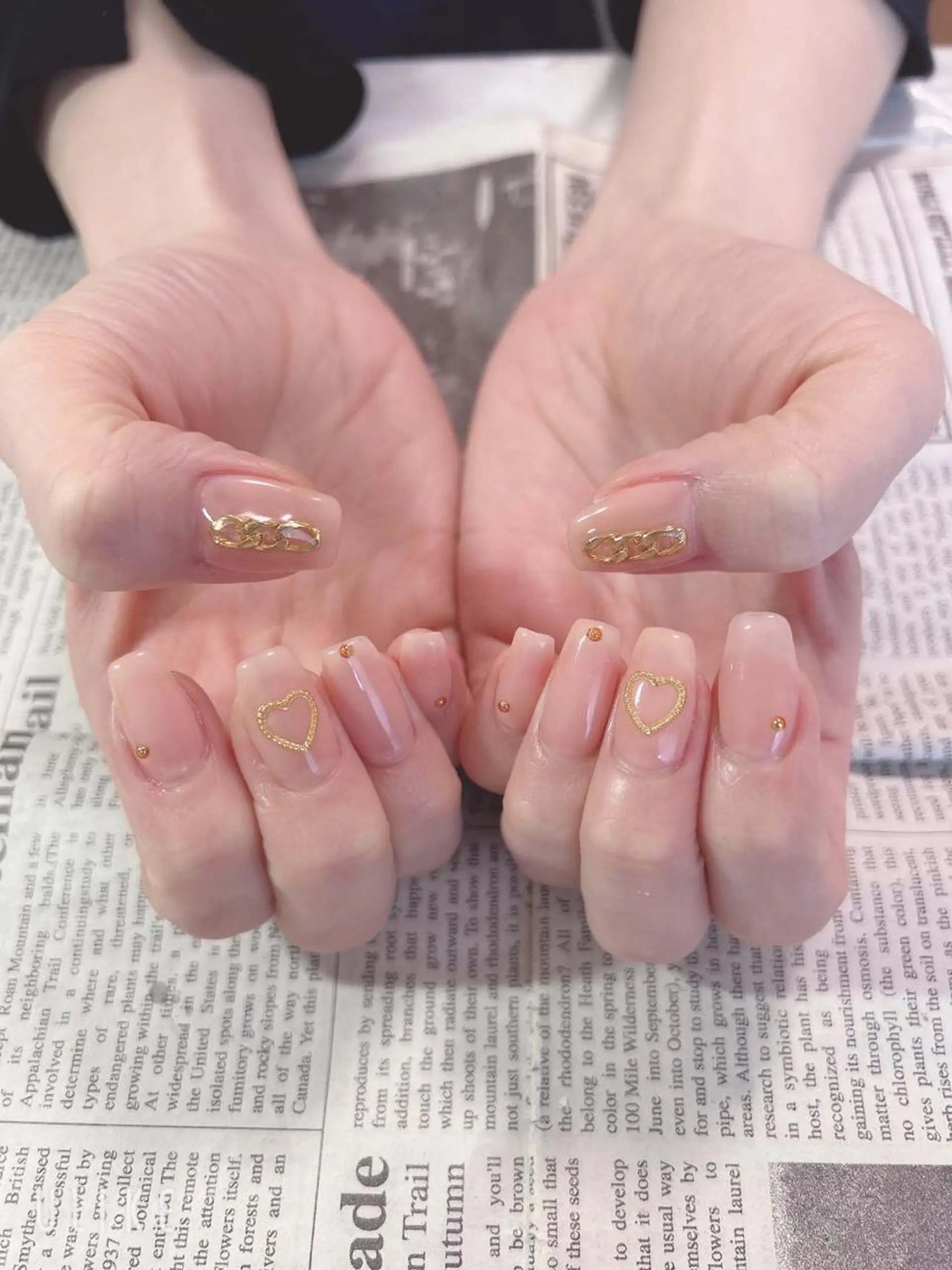 ネイル ハンドネイル ハンドケア 森山 舞のネイルデザイン