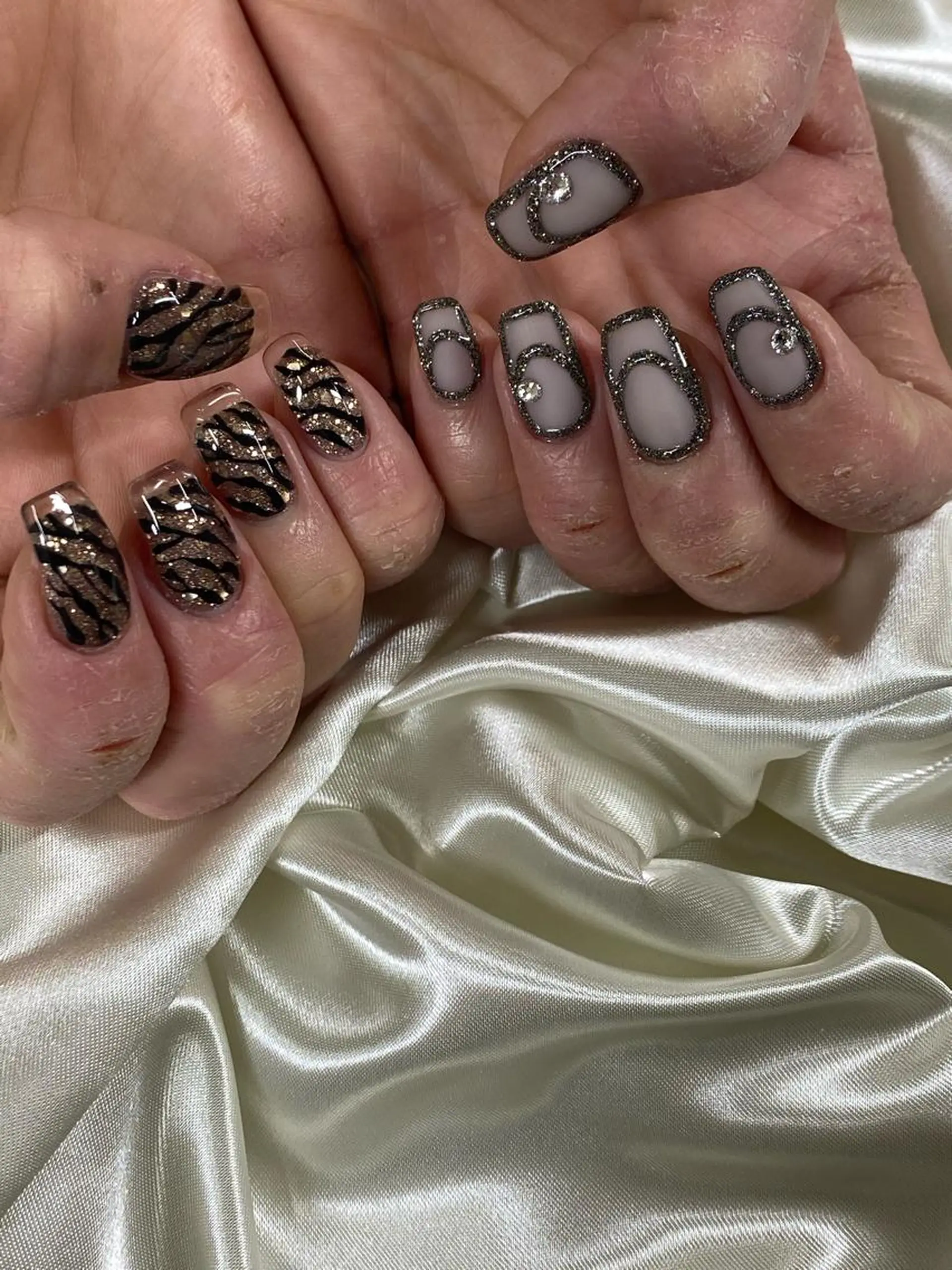 ネイル クリアネイル フラッシュネイル フレンチネイル Charme. NOBUKOのネイルデザイン