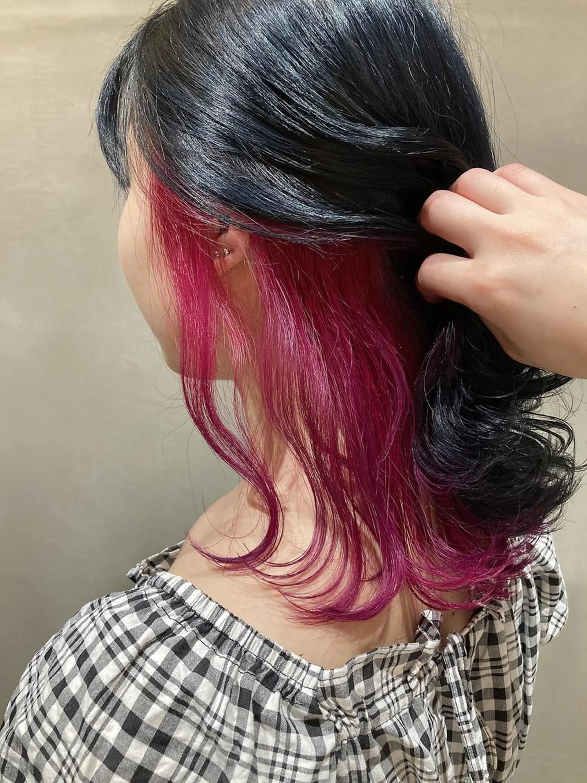 セミロング カラー ヘアアレンジ ミストバング ブリーチ ケアブリーチ 透明感カラー デザインカラー カット ヘアカラー トリートメント maoブリーチ無し 似合わせカラーのヘアスタイル