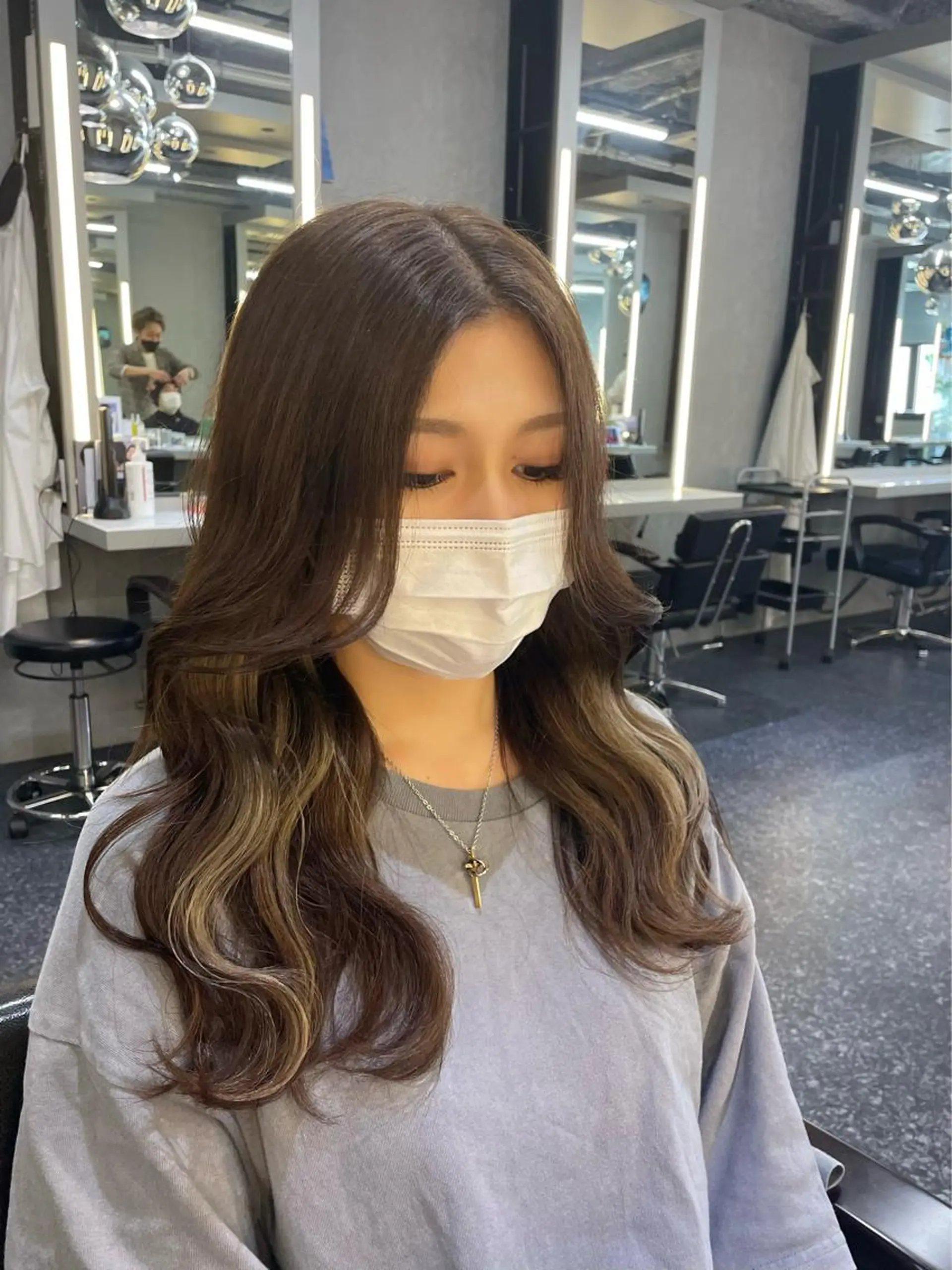 ロング カラー ブリーチ ケアブリーチ イヤリングカラー インナーカラー ヘアカラー トリートメント hair salon Lihina所属・韓国ヘア🇰🇷 FUMINAのヘアスタイル