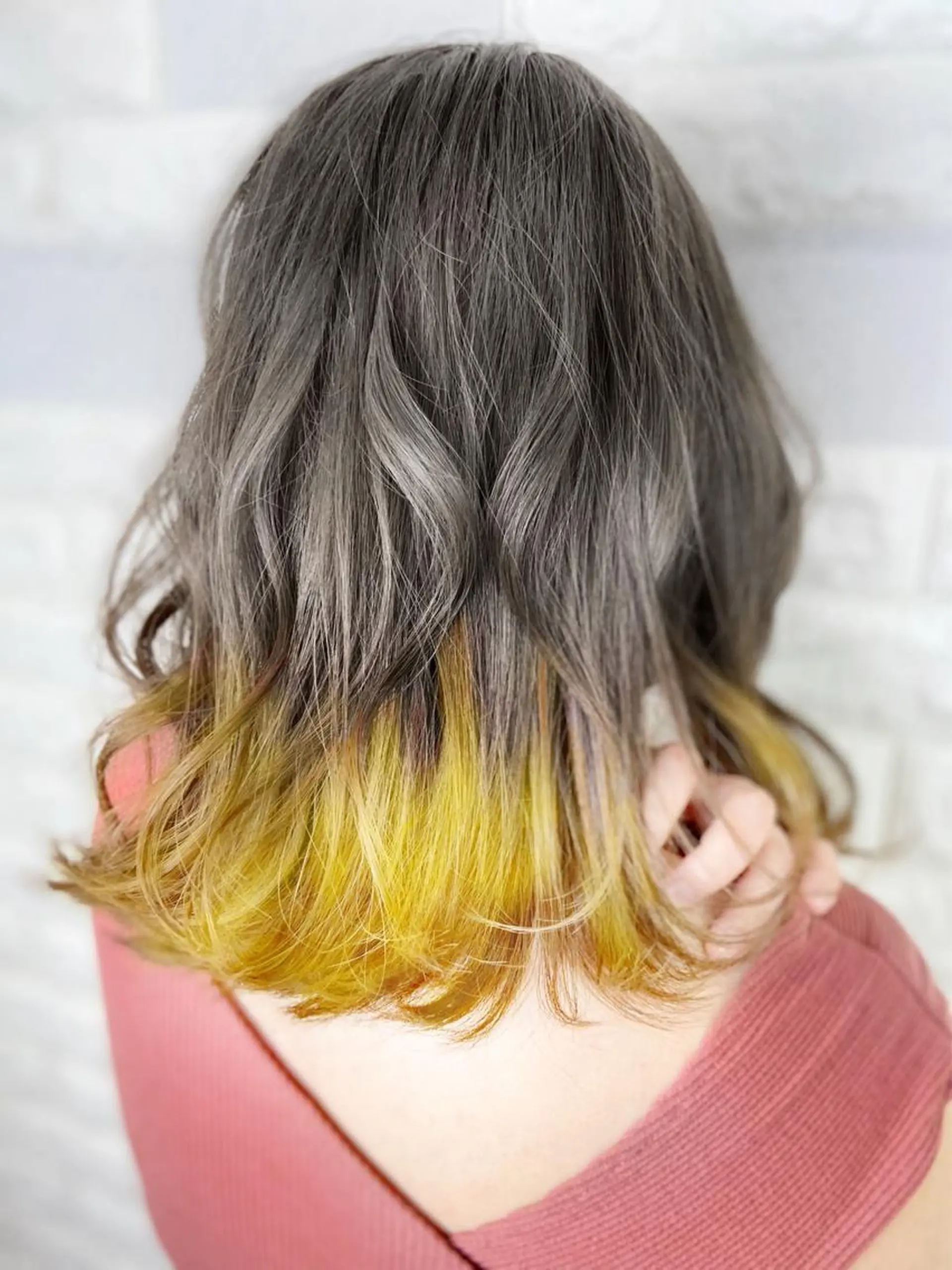 ミディアム カラー ヘアアレンジ グラデーションカラー グレージュ イエローカラー ヘアカラー トリートメント Shelltie Fiel (シェルティフィエル)所属・次世代シールエクステ 錦糸町 小泉 朋之のヘアスタイル