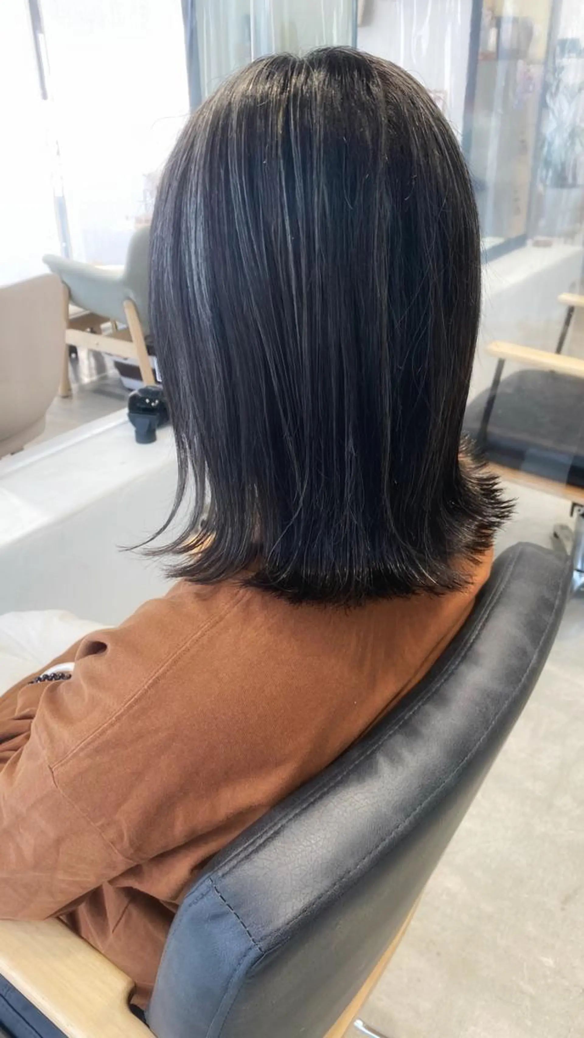 ミディアム ハイライト 艶カラー/韓国風ヘア 🩵shioneのヘアスタイル