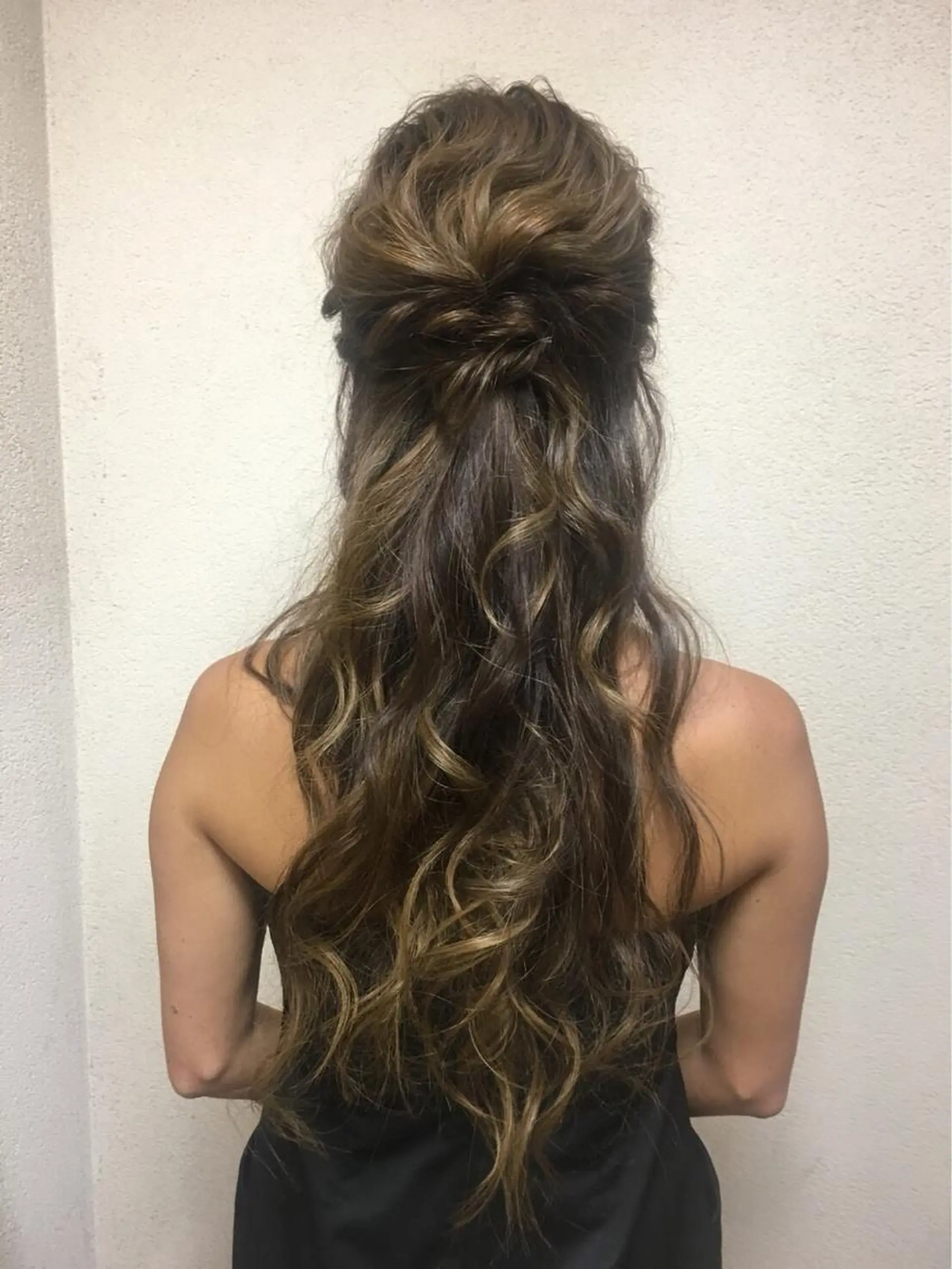 ヘアアレンジ 透明感カラー・ 髪質改善🩵イケダのヘアスタイル