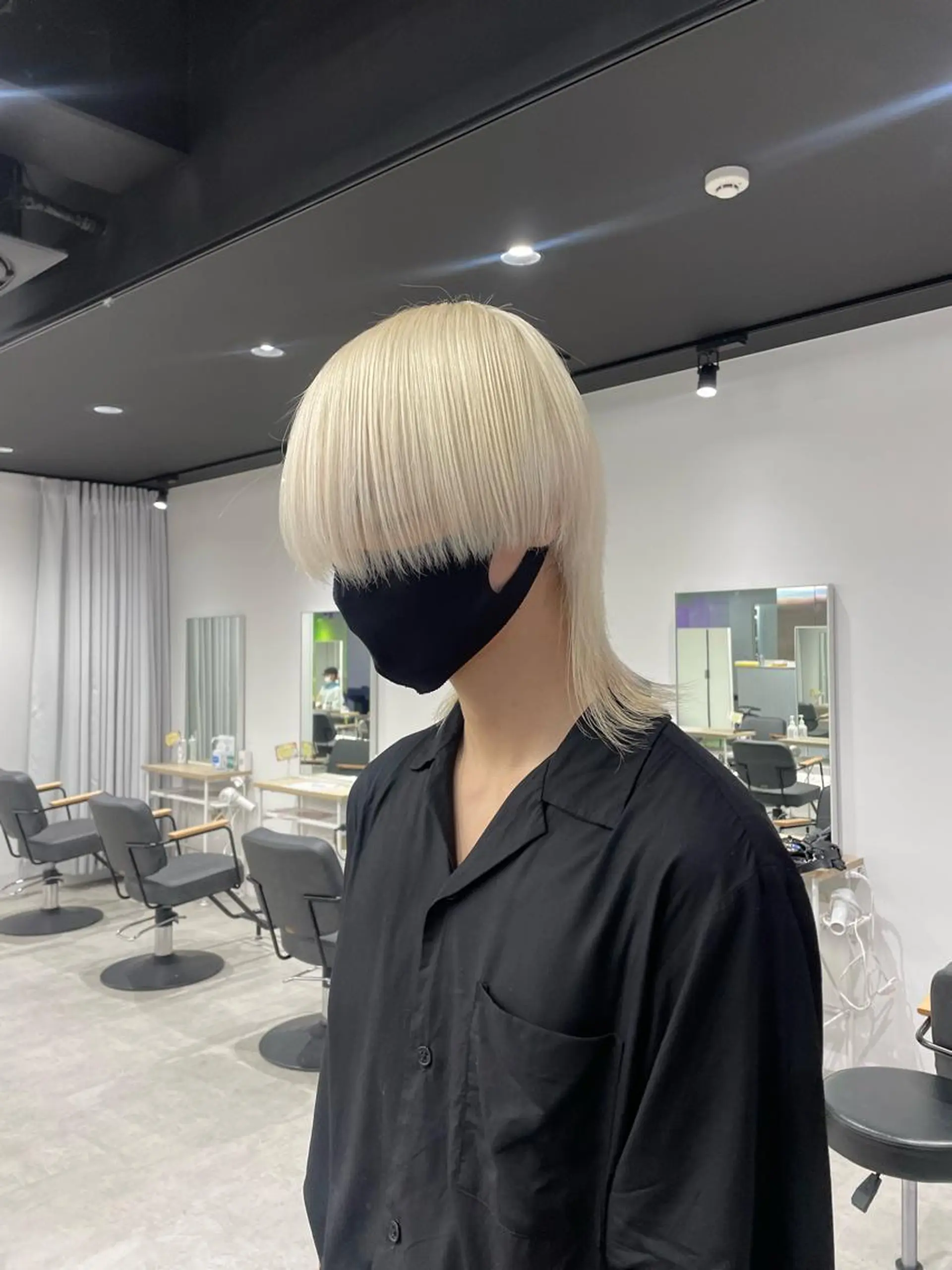 カラー メンズ 抜きっぱなしブロンド モモ 🍑のマツエク・マツパデザイン