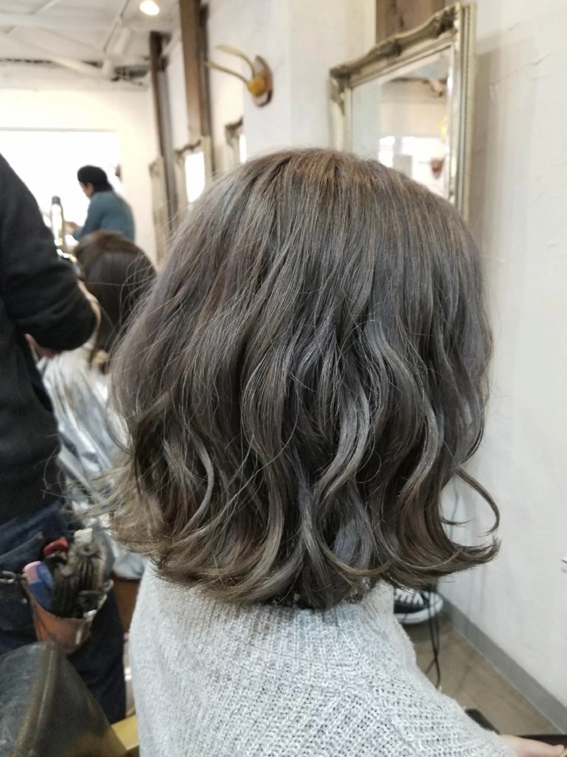 ミディアム カラー ヘアカラー トリートメント bathair  所属・bathair 持田侑祐のヘアスタイル