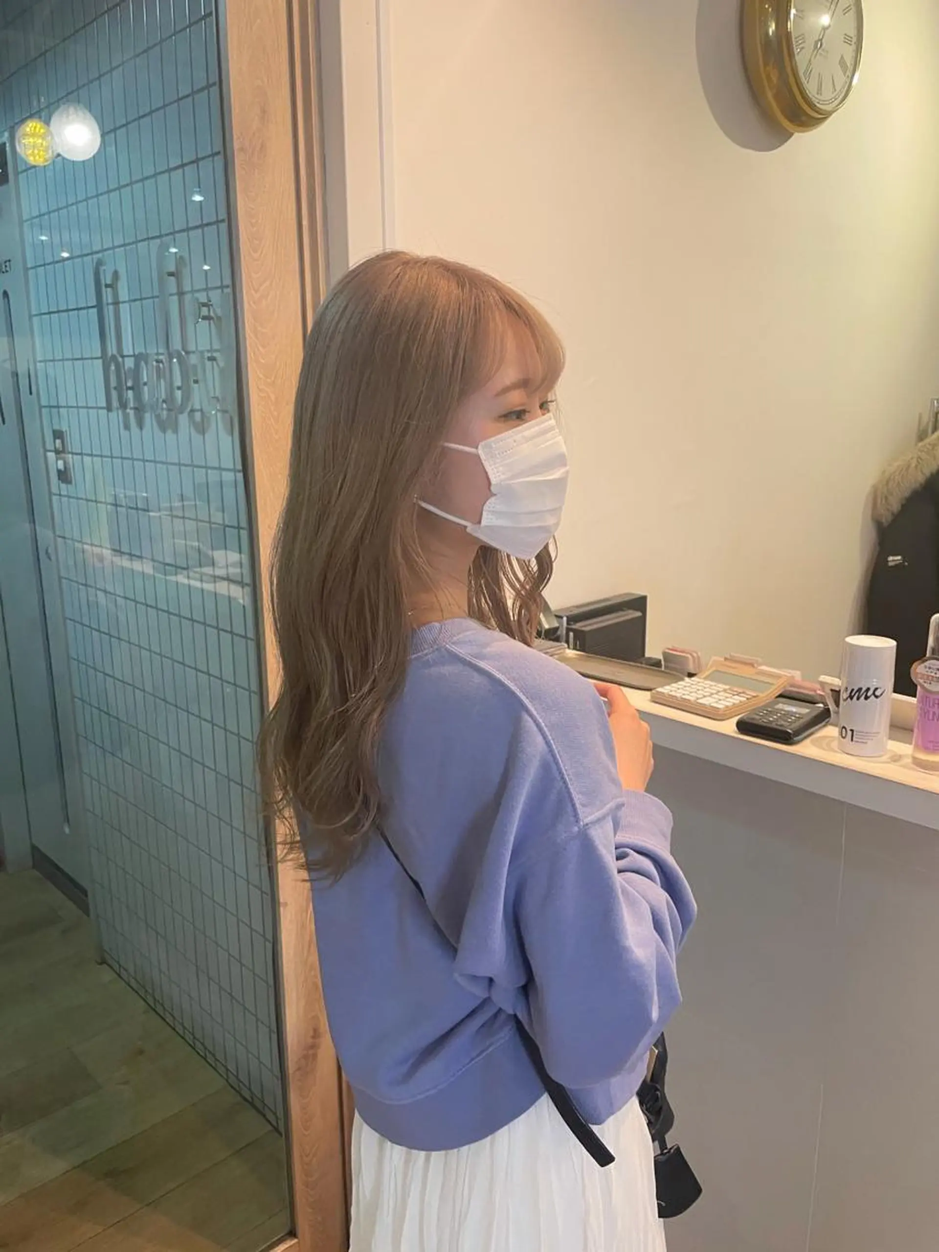 セミロング カラー 🇰🇷ハイトーン× 韓国レイヤー레이어드のヘアスタイル