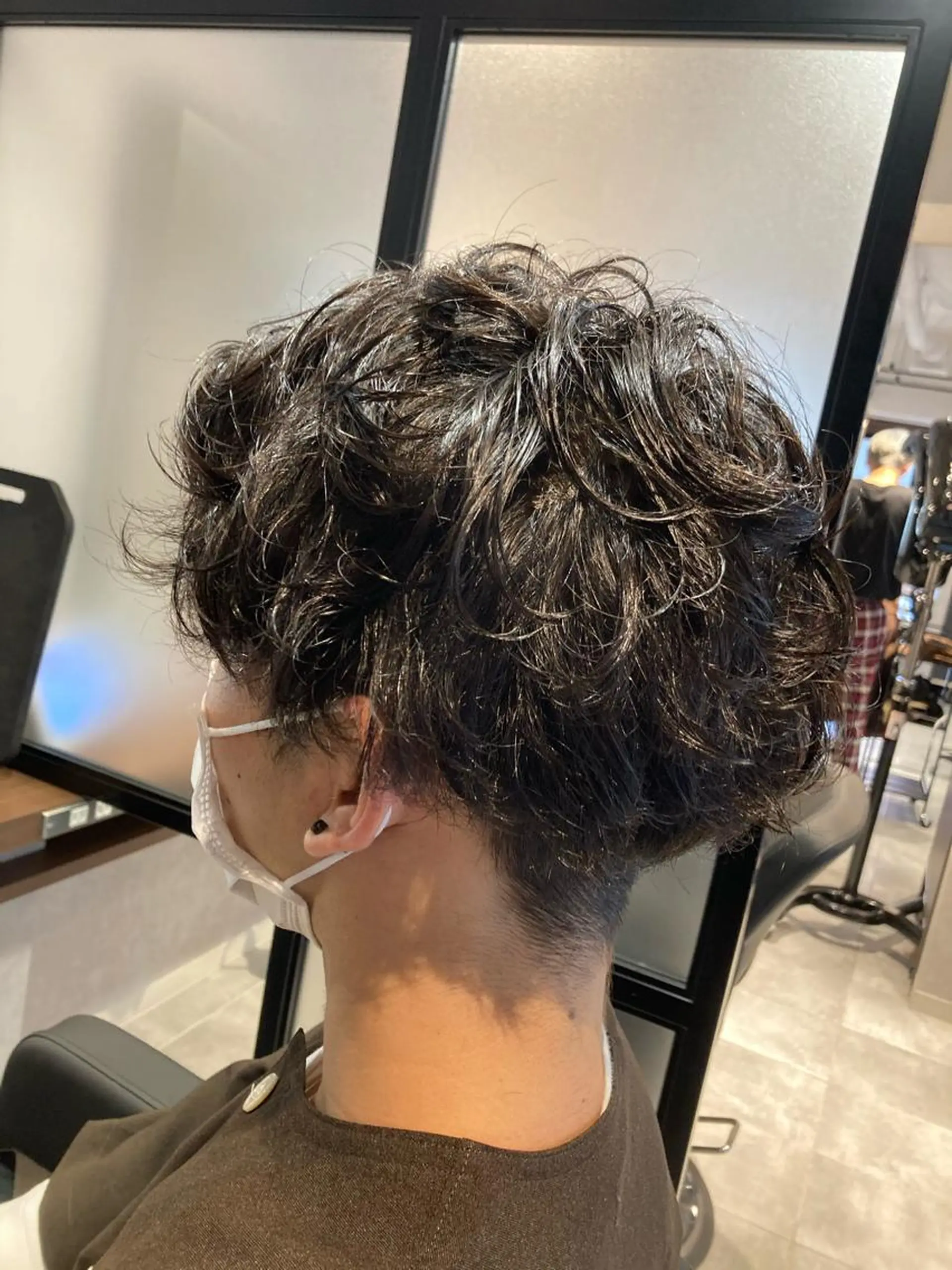 ショート パーマ メンズ 宮下 弦也のヘアスタイル