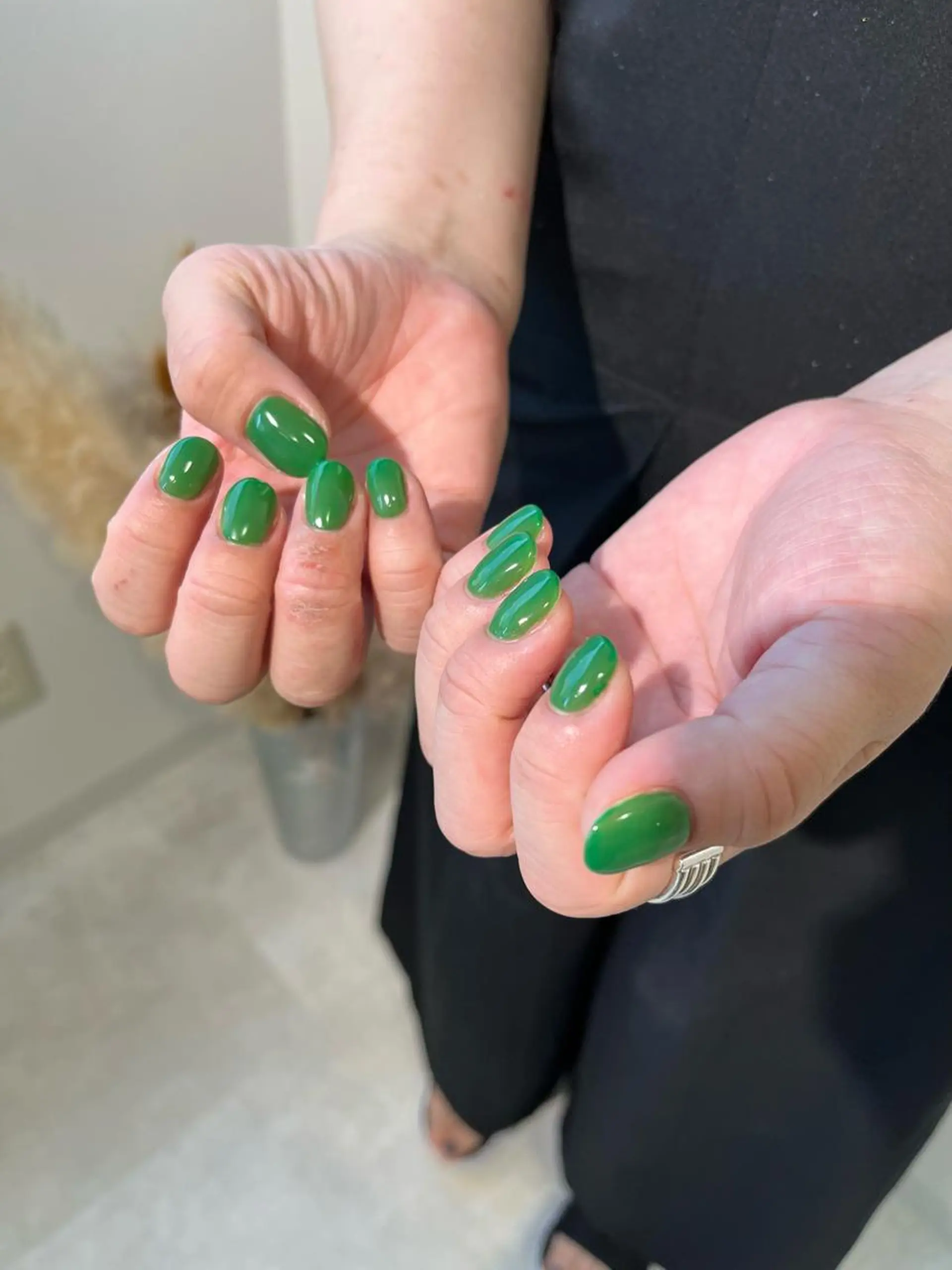 ネイル グリーン 春ネイル 小川 奈々花のネイルデザイン