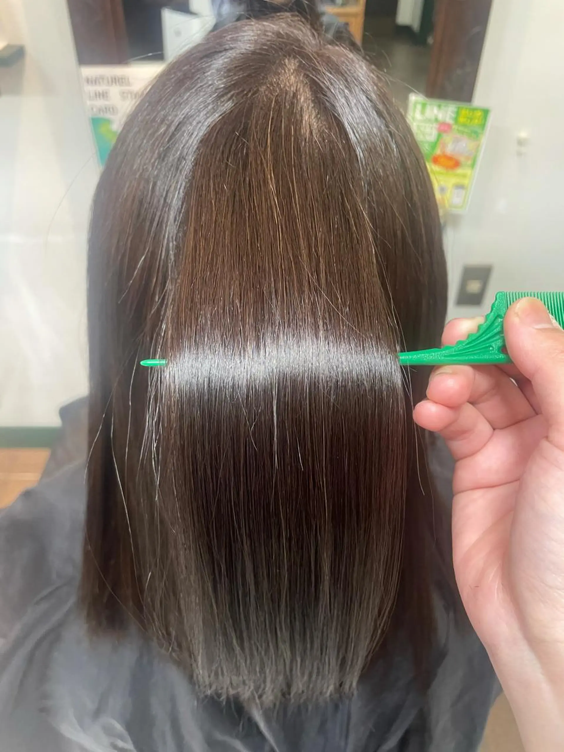 カラー カット 縮毛矯正 藤岡 紗良のマツエク・マツパデザイン