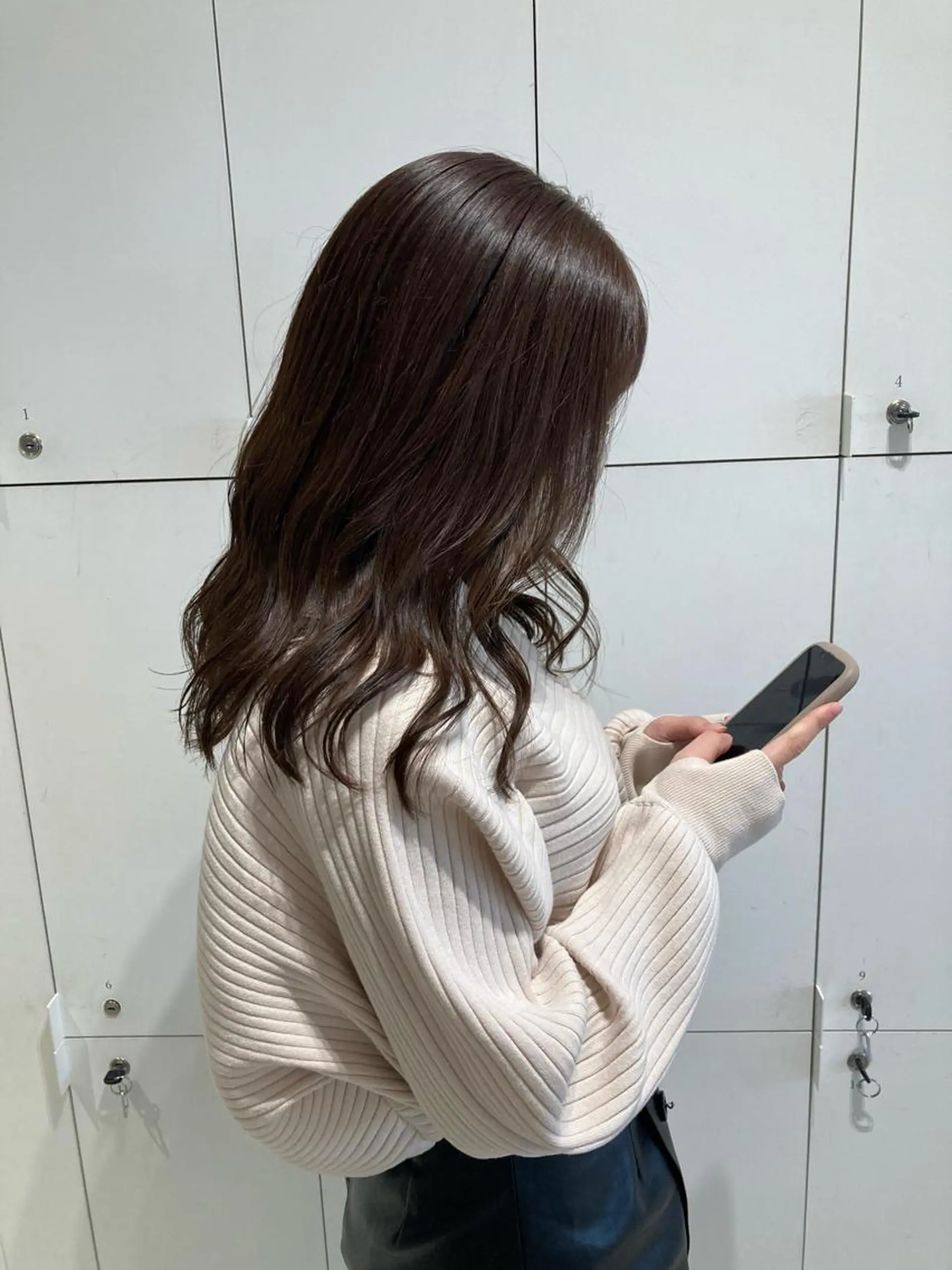 セミロング カラー 透明感カラー🫧 nanohaのヘアスタイル