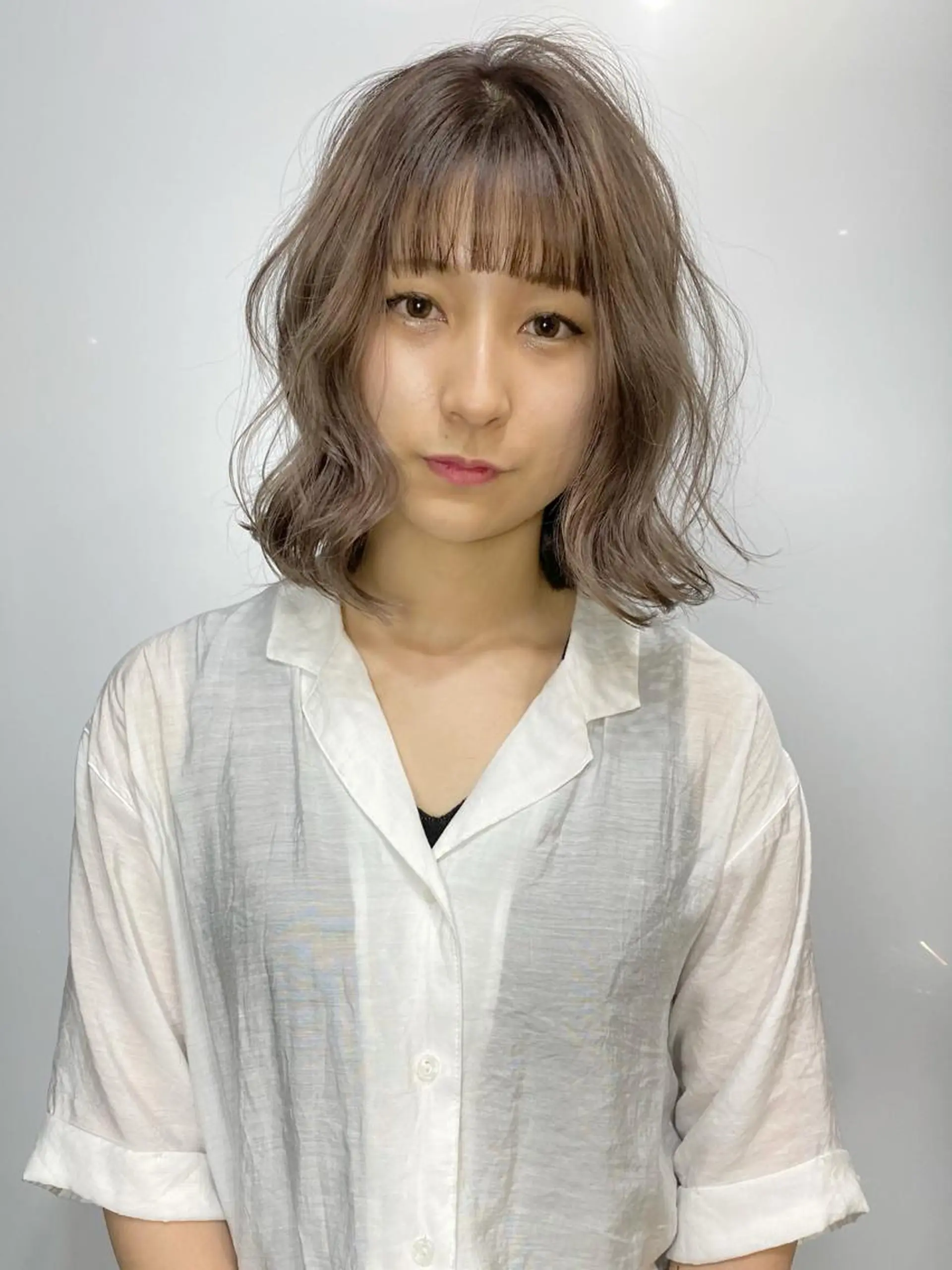 ミディアム カラー ベージュカラー ブリーチ ブロンド ブロンドベージュ グレージュ Piaコータロー ハイトーン&‪ボブのヘアスタイル