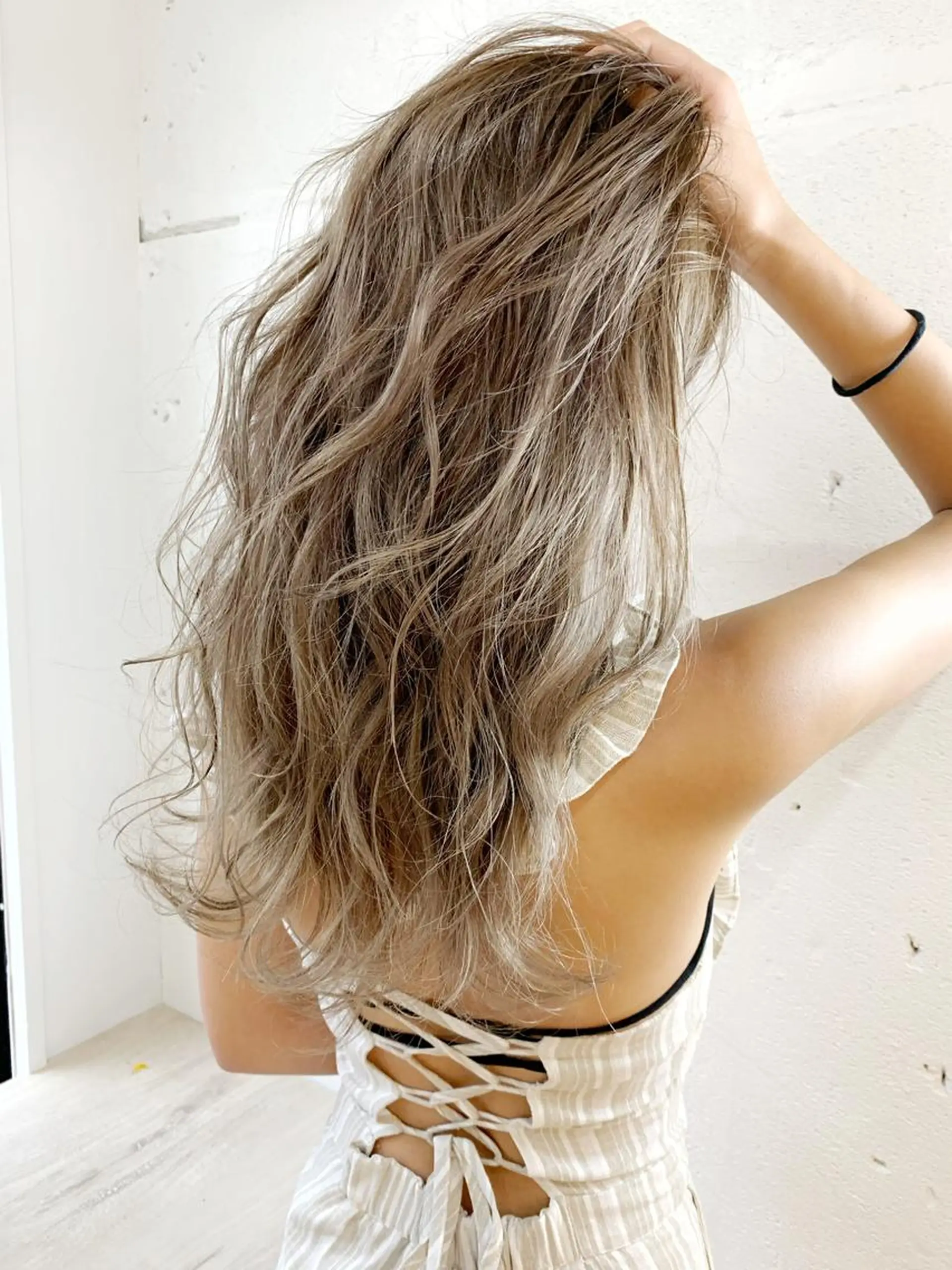 ロング カラー ヘアアレンジ カット ヘアカラー WATARU🔥／ 外国人風ハイライトのヘアスタイル