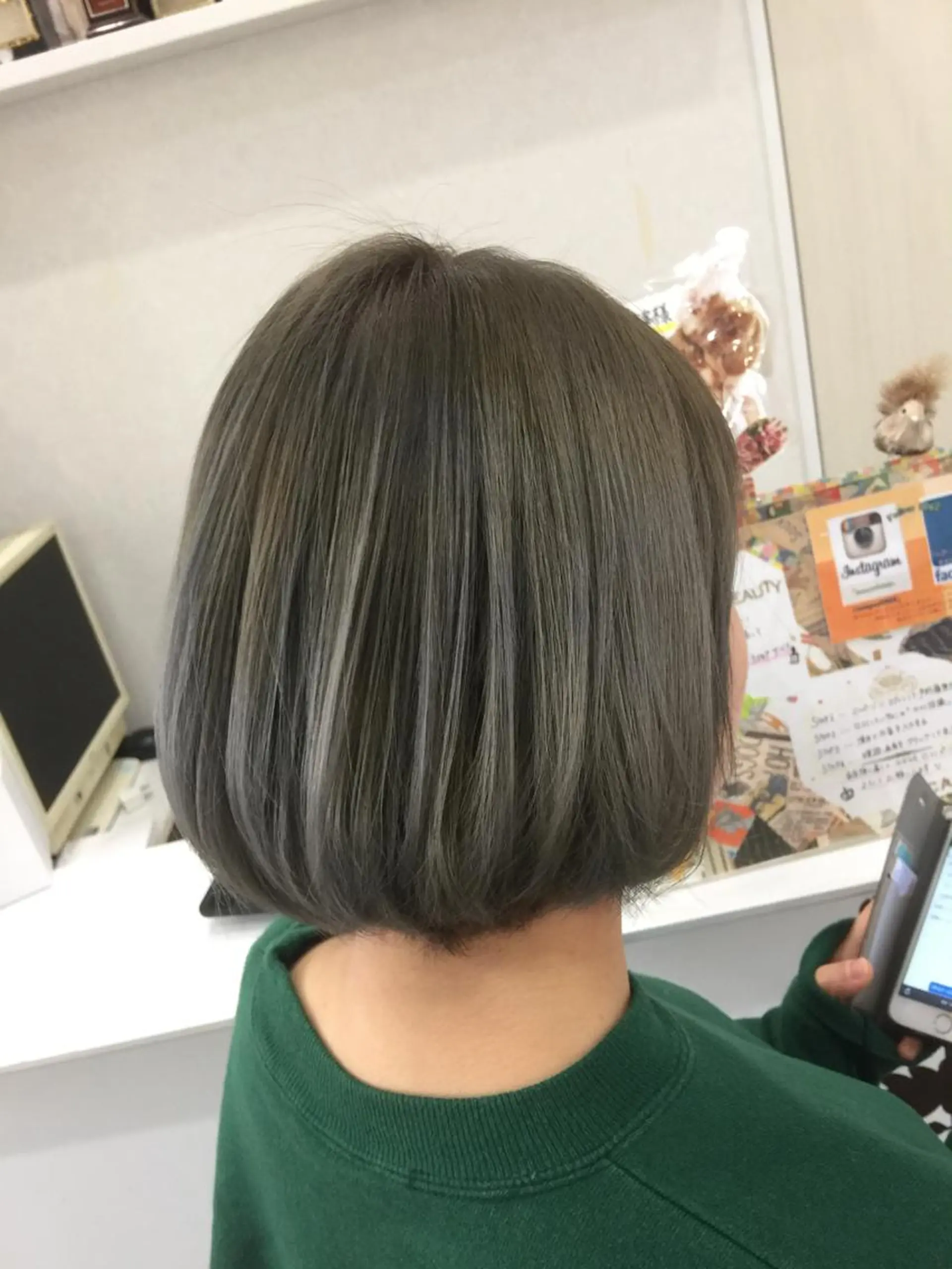 カラー アッシュ アッシュグレー ダブルカラー Campus キャンパスのヘアスタイル