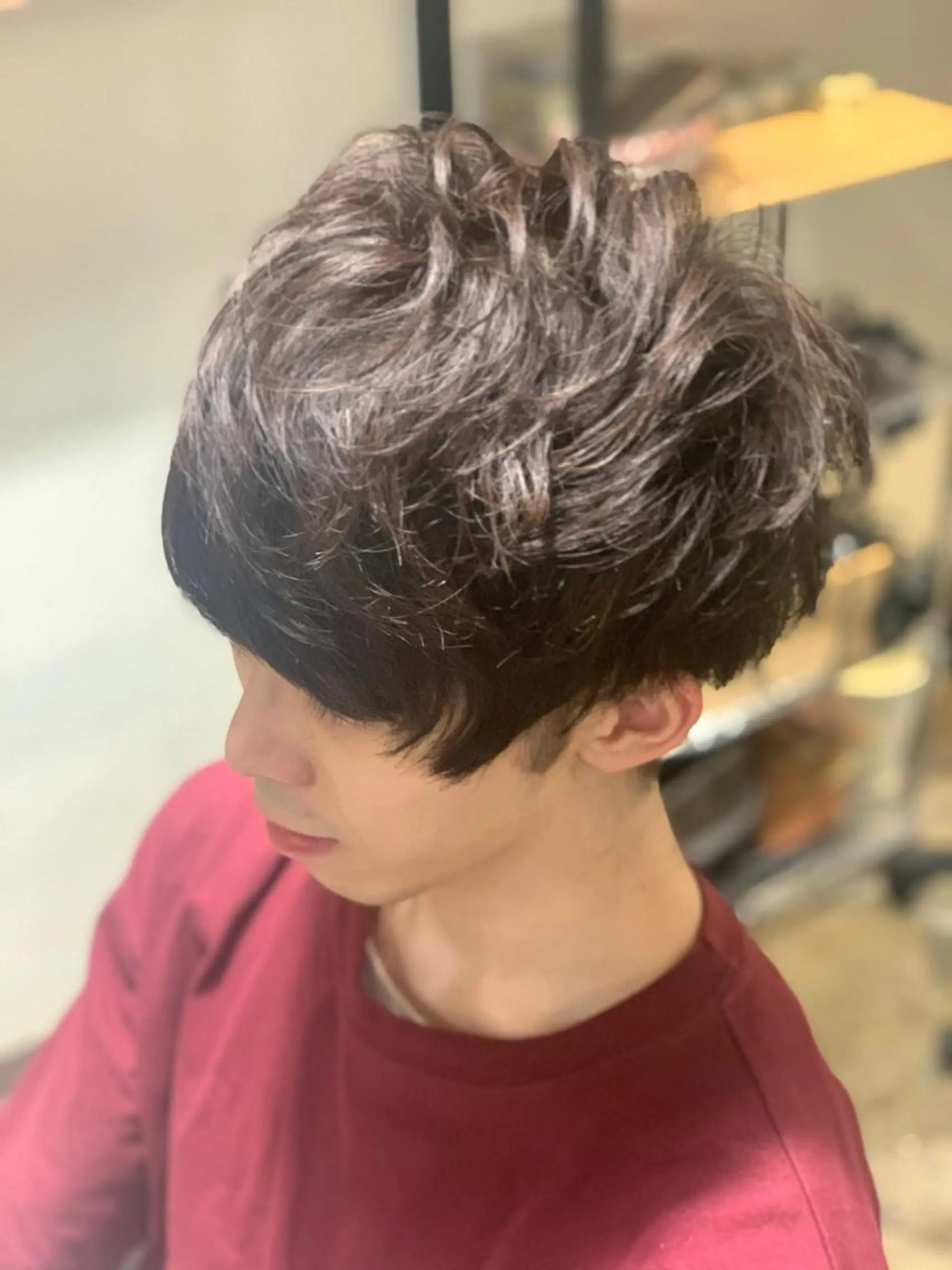 パーマ メンズ ハイライト✨髪質改善 TAKAさんです😊のヘアスタイル