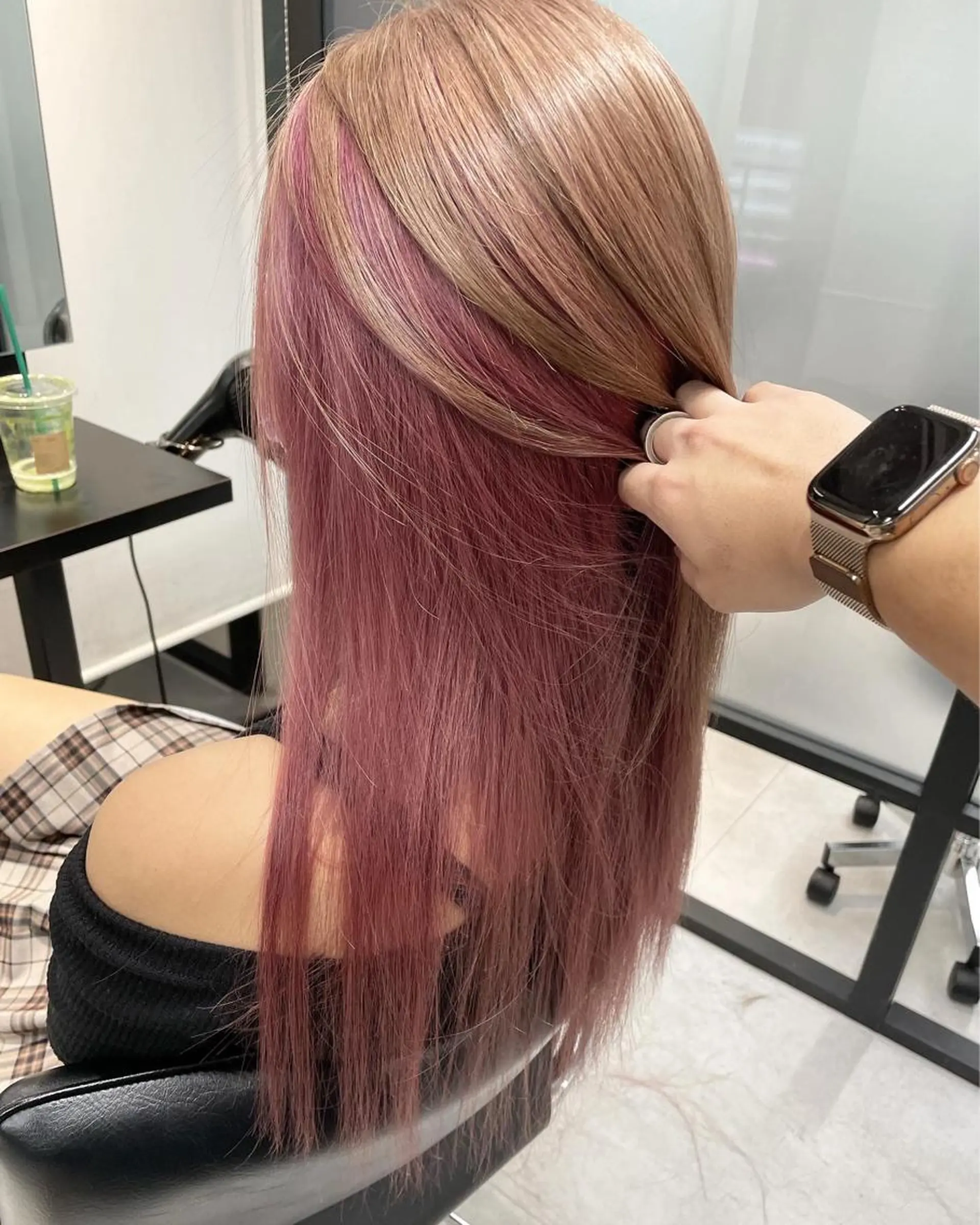 セミロング カラー ヘアアレンジ ベージュカラー ブリーチ ケアブリーチ ダブルカラー イルミナカラー カット ヘアカラー トリートメント 髪質改善×ハイトーン 中田啄也のヘアスタイル