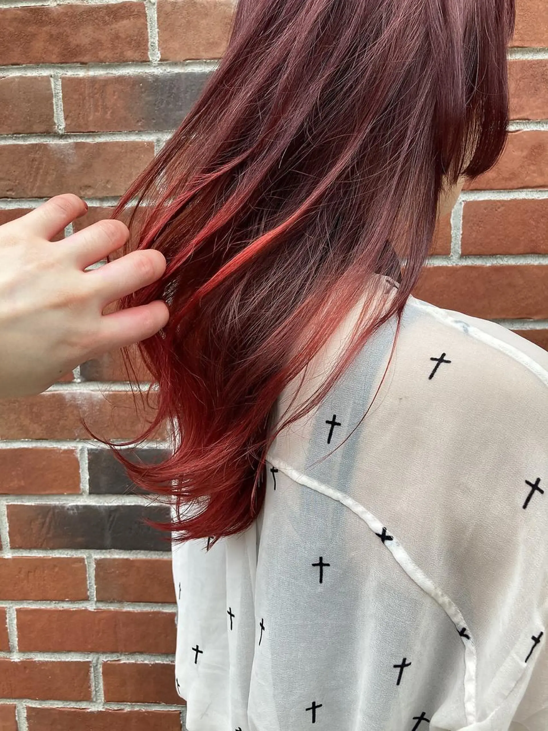 ロング カラー ヘアアレンジ ミストバング ブリーチ ケアブリーチ 透明感カラー デザインカラー maoブリーチ無し 似合わせカラーのヘアスタイル