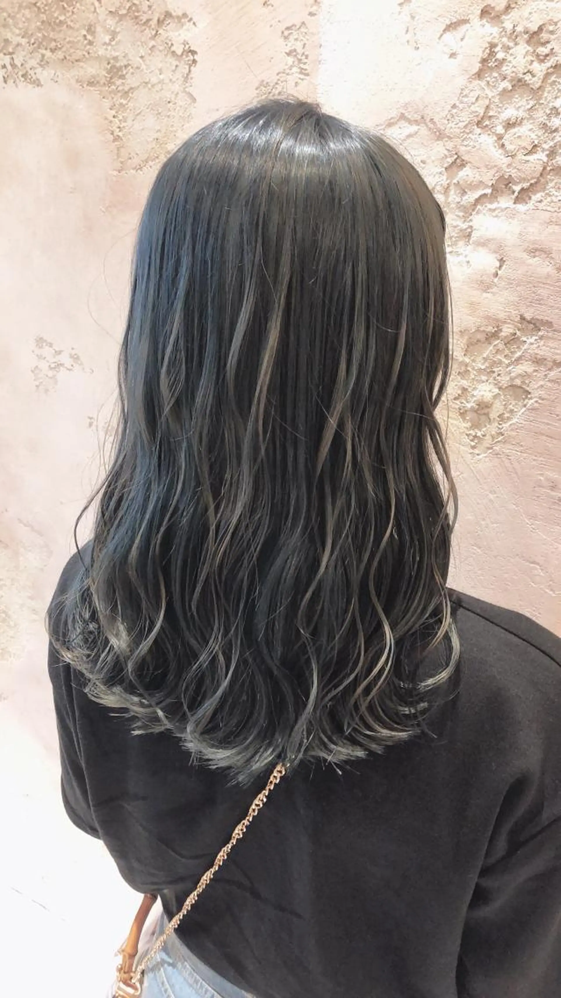 ミディアム アッシュ カット ヘアカラー トリートメント 代表山口ひな 髪質改善のプロのヘアスタイル