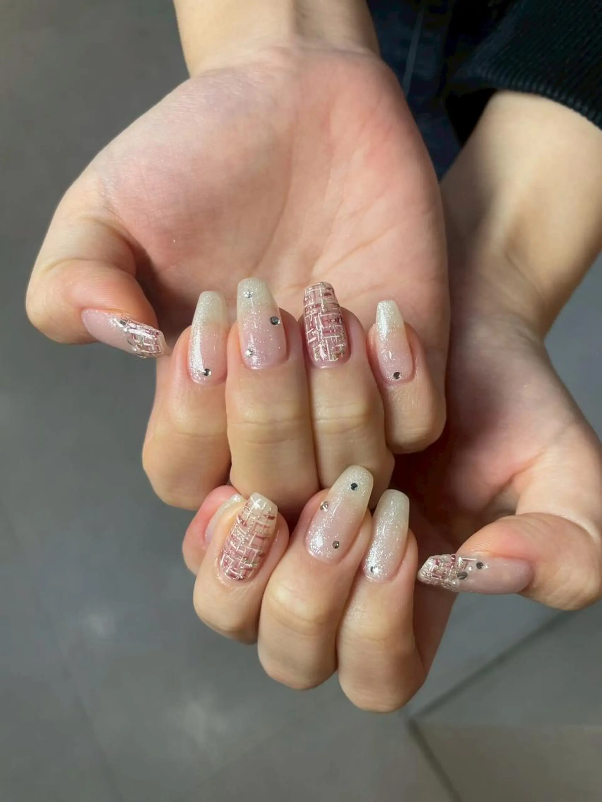 ネイル ボルドー チークネイル クリアネイル 成人式 フラッシュネイル ハンドネイル ~be 高槻のネイルデザイン