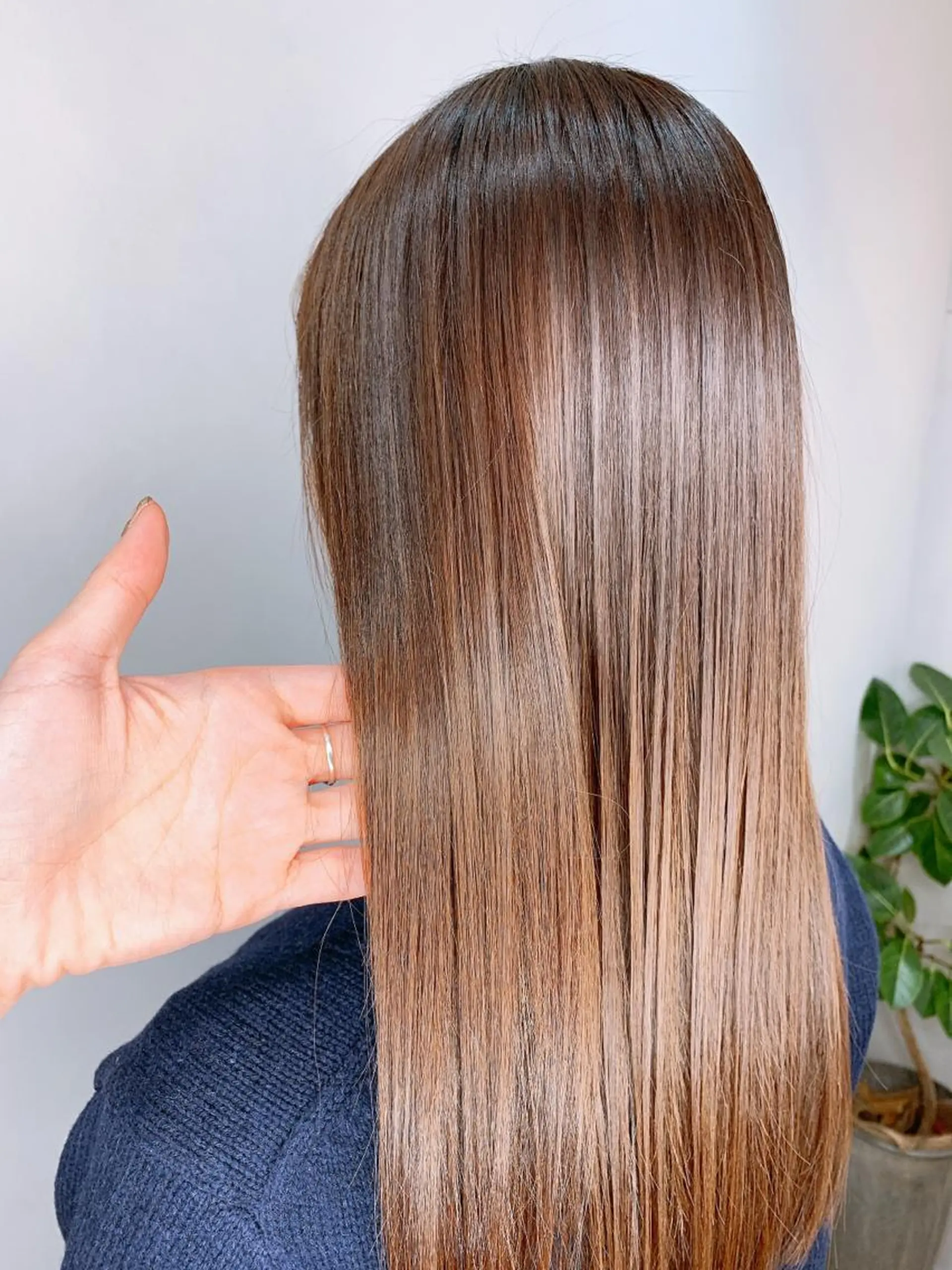 ロング アッシュ 髪質改善 縮毛矯正 トリートメント 【髪質改善特化】 新宿/縮毛矯正/セラのヘアスタイル