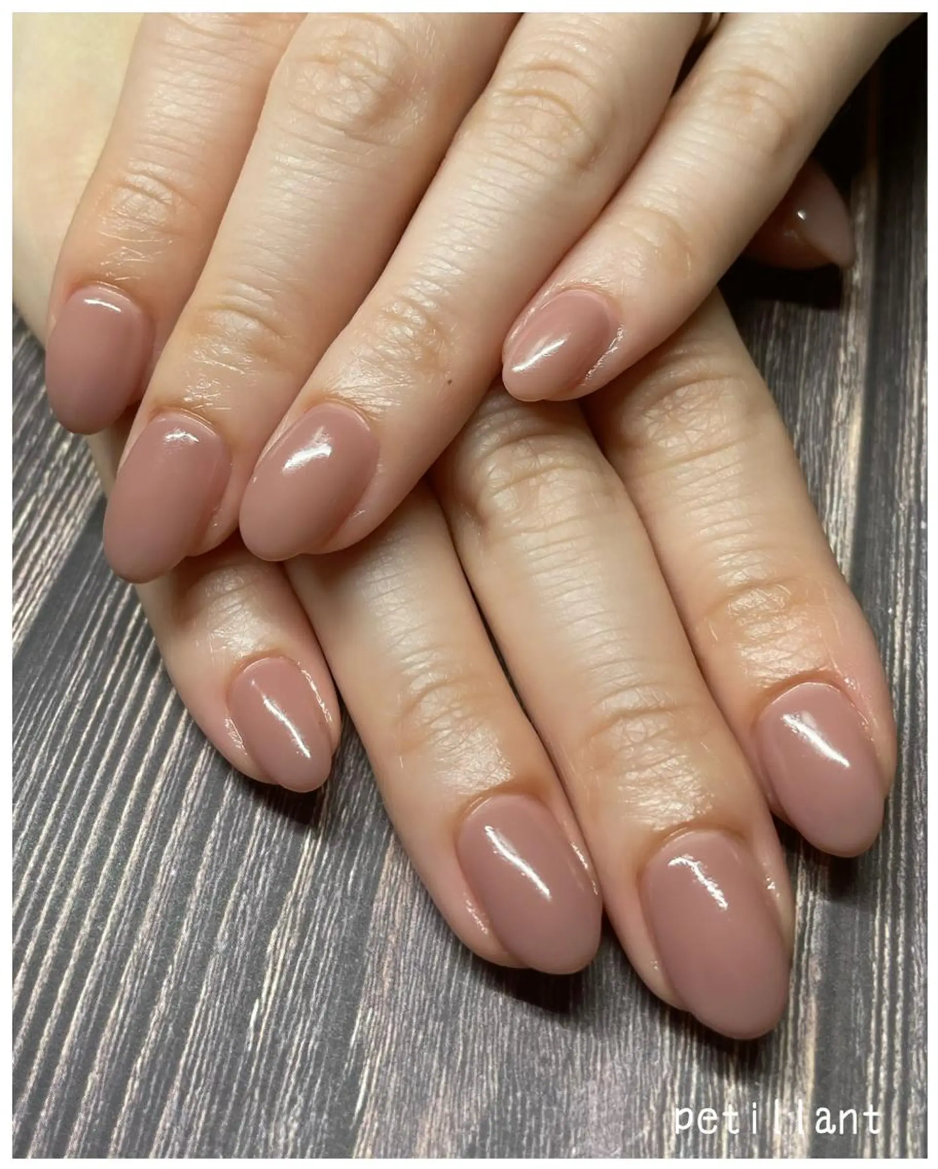 ネイル ワンカラーネイル ピンク ピンクベージュ シンプルネイル petillant所属・nail salon petillantのネイルデザイン