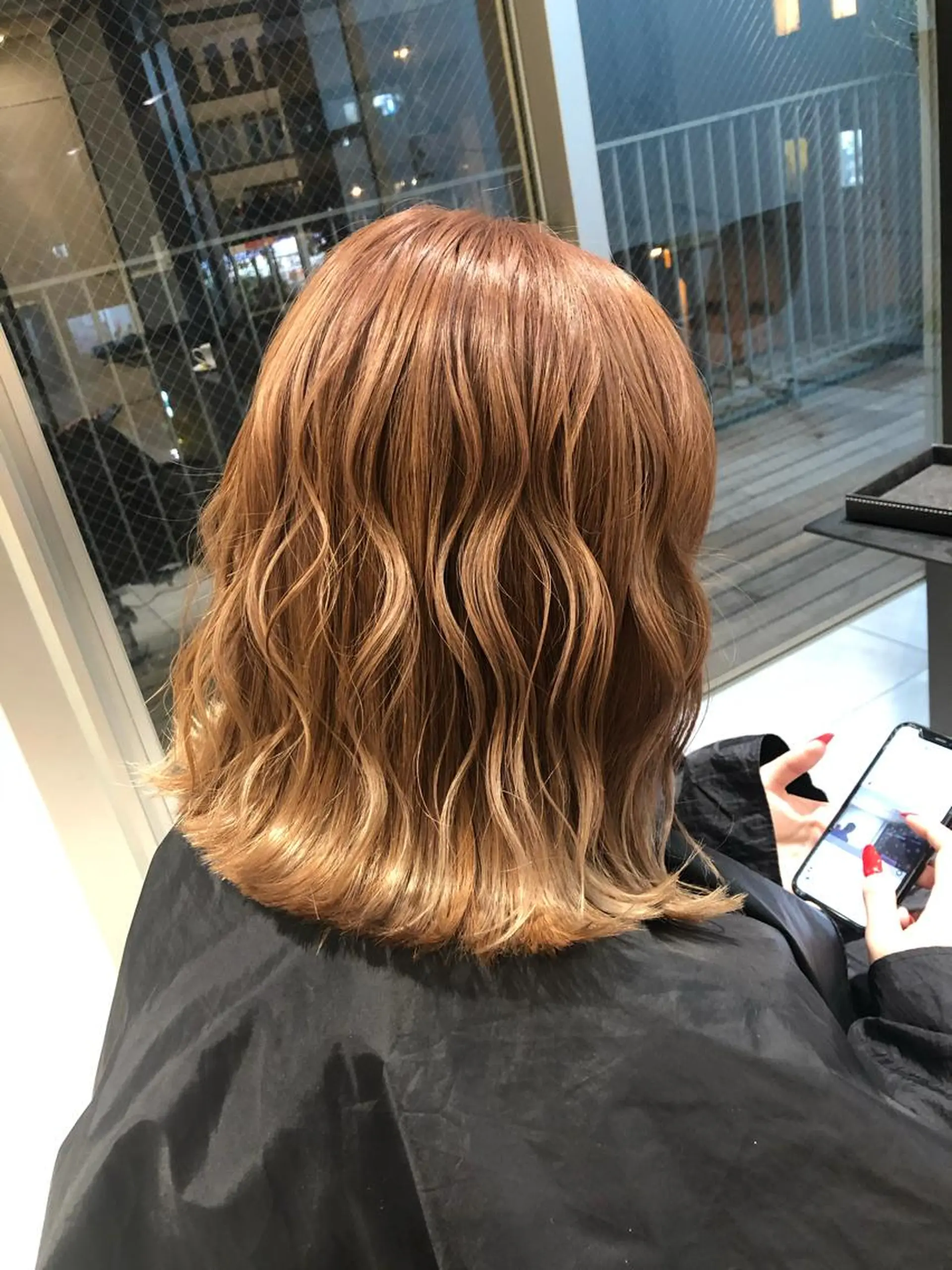 ロング カラー ヘアアレンジ マツエク・マツパ ヘアカラー トリートメント ヘアセット 🧸ハイトーン🧸 ゆっきー🧸のヘアスタイル