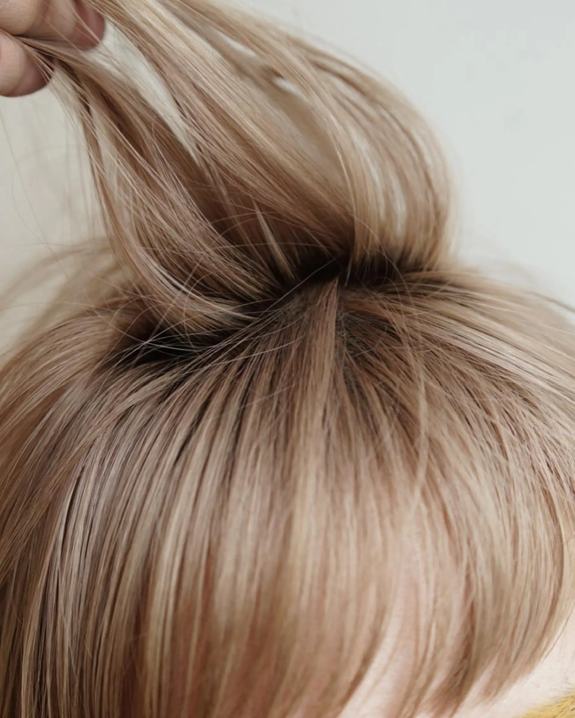 カラー ROOTS hair design所属・ナガス カズアキのヘアスタイル