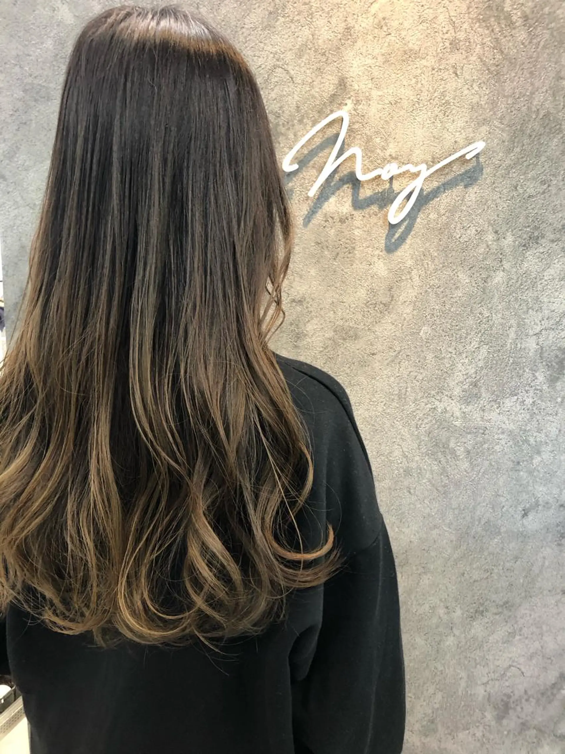 ロング ヘアカラー トリートメント Noy所属・Noyヨシモト ヒロトのヘアスタイル