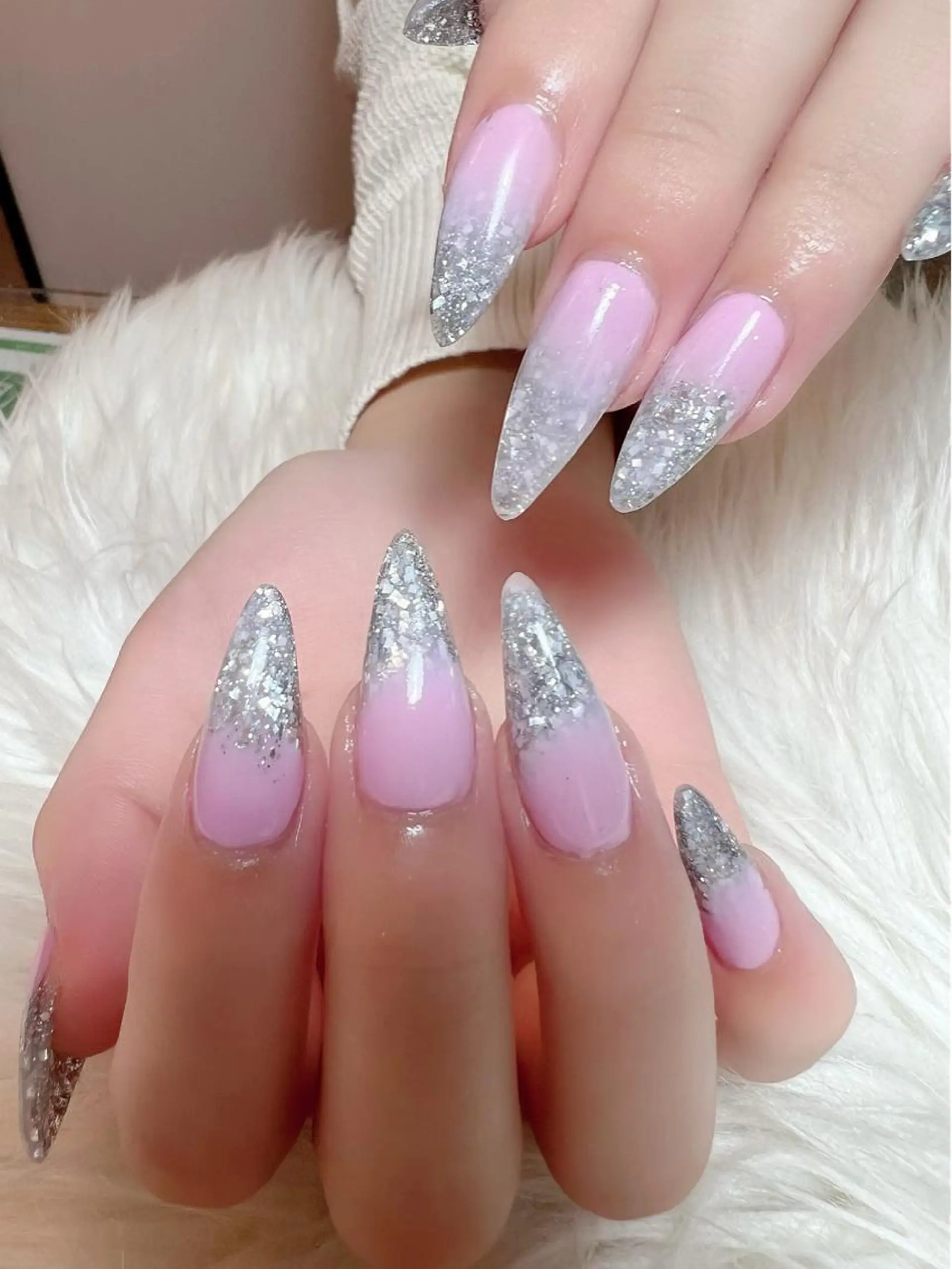 ネイル クリアネイル ラメ(グリッター) ラメグラデーション スカルプネイル ハンドネイル シェヌネイル JURAのネイルデザイン