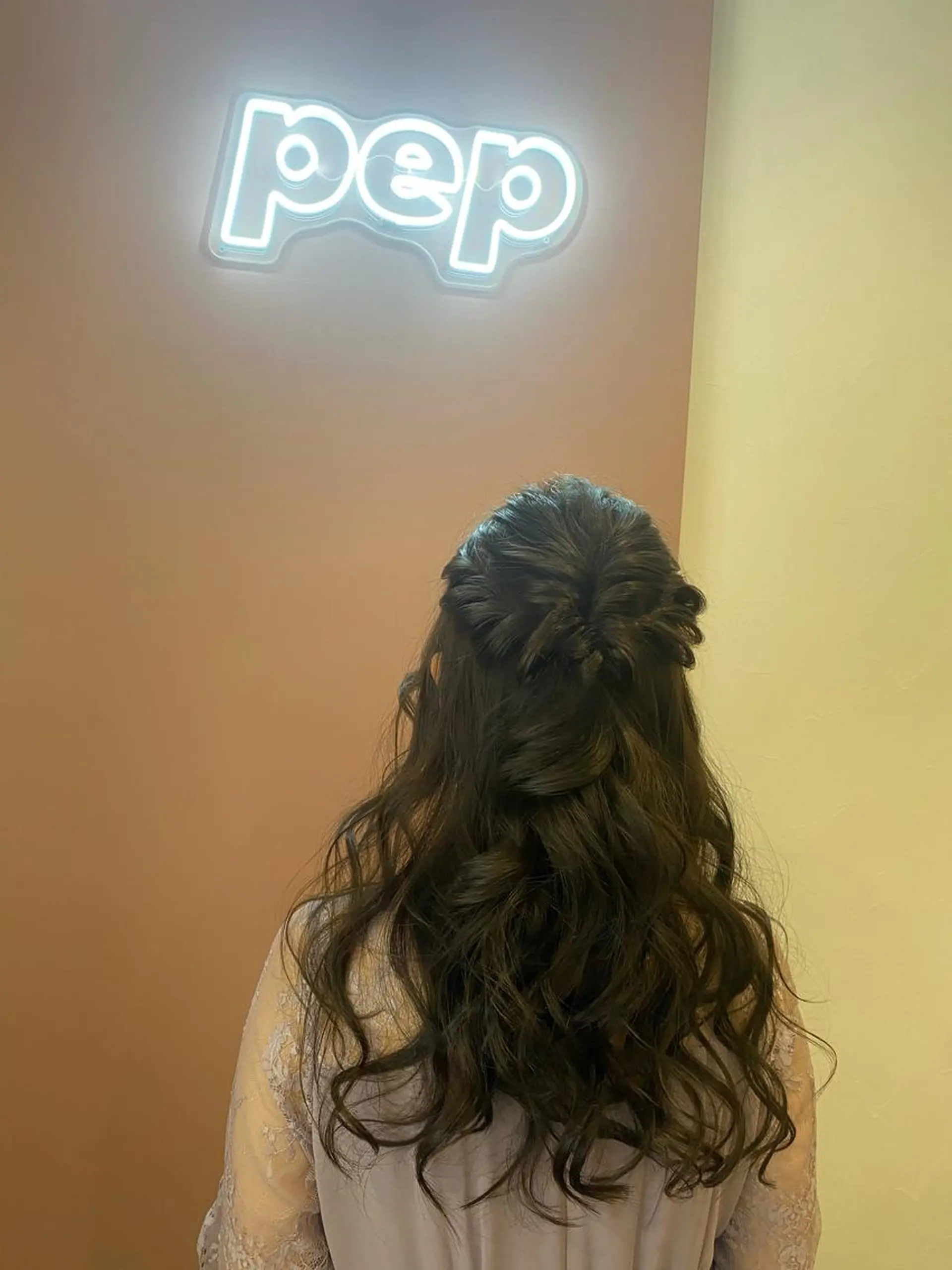 ロング ヘアアレンジ ハーフアップ ヘアセット pep所属・pep natsumiのヘアスタイル