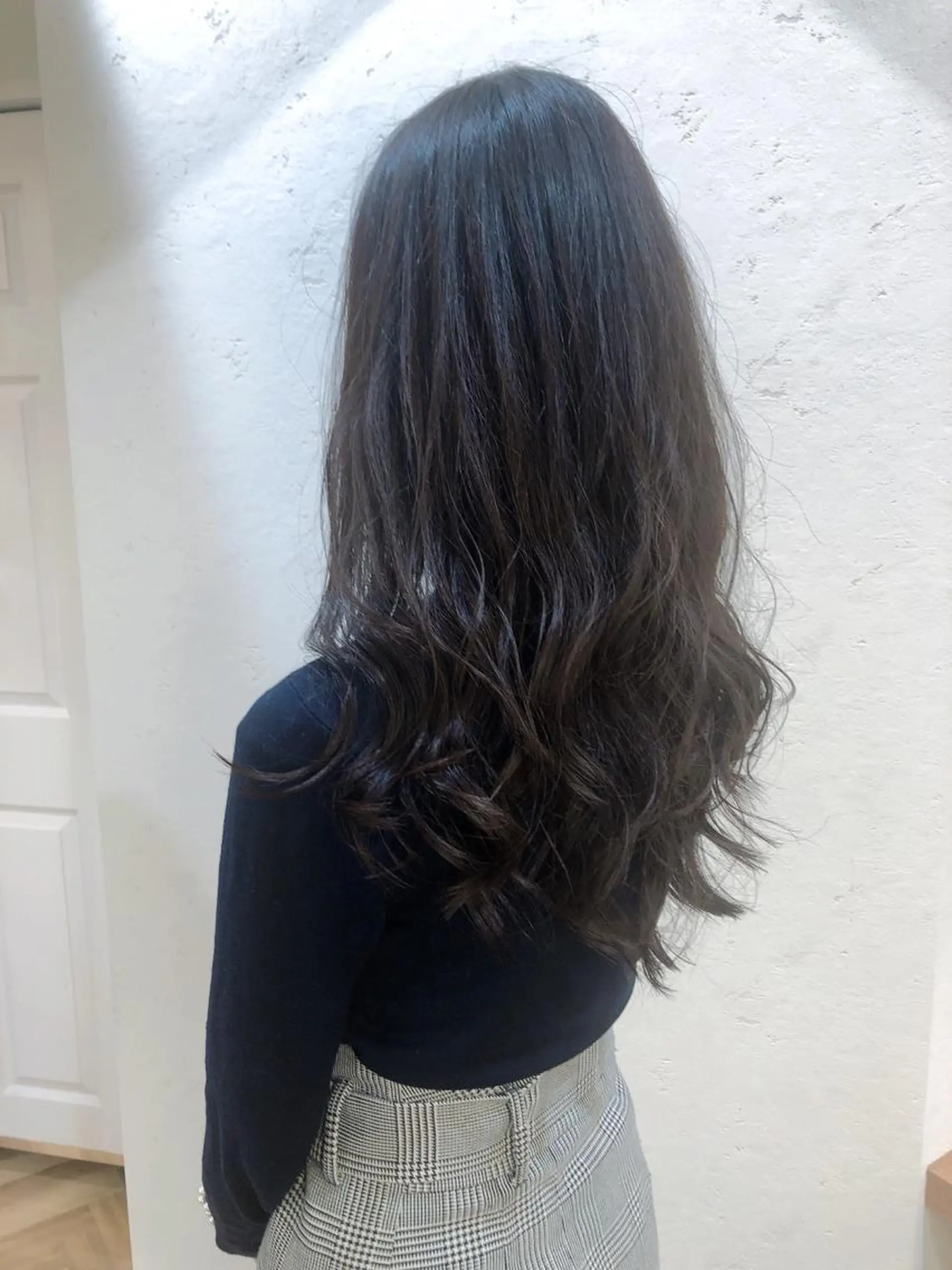 ロング カラー パーマ ヘアアレンジ マツエク・マツパ Londideal 高橋ヒロシのヘアスタイル