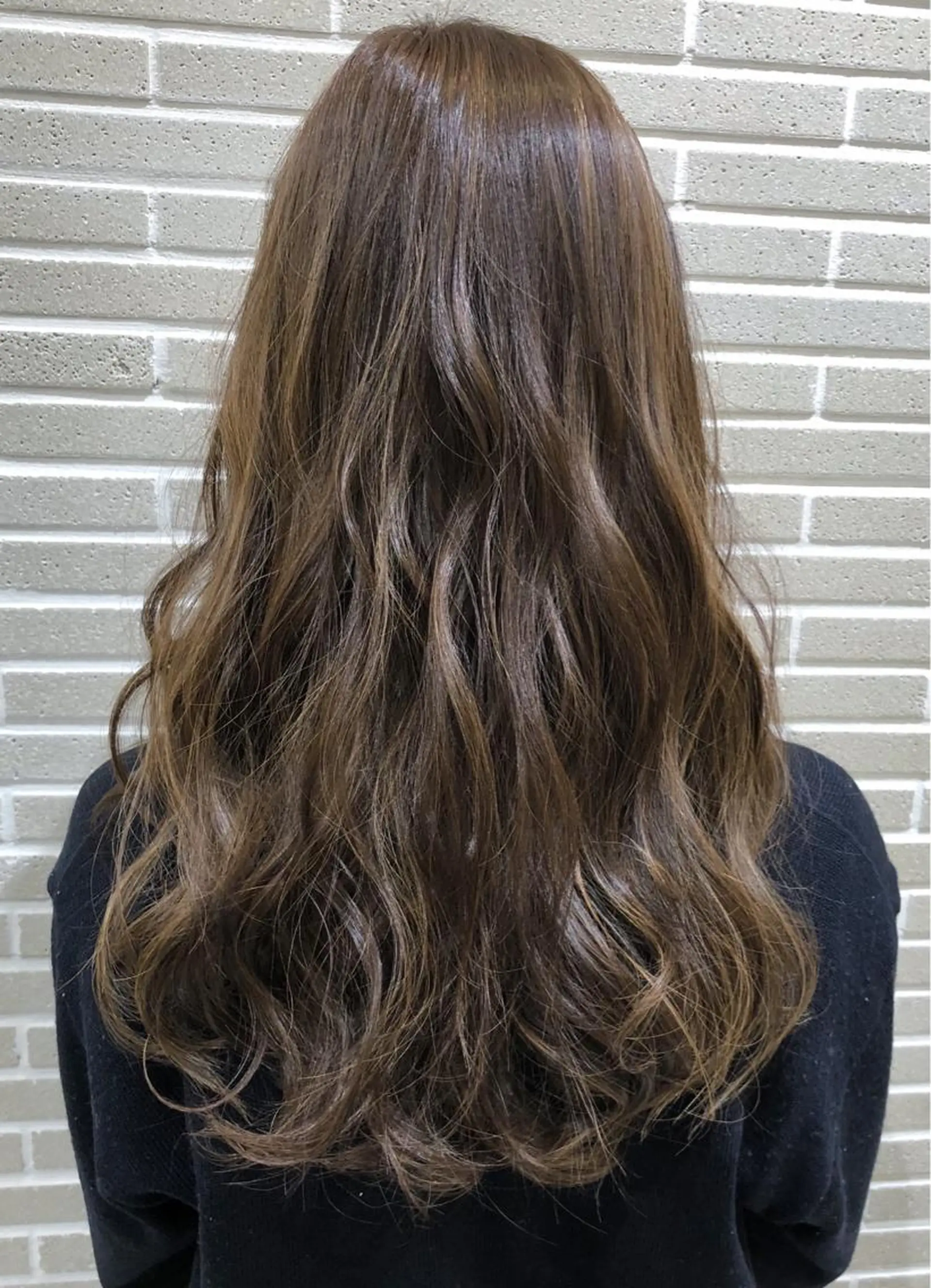 ロング カラー ヘアアレンジ ハイライトカラー イルミナカラー ハイライト ヘアカラー トリートメント 山北 咲子のヘアスタイル