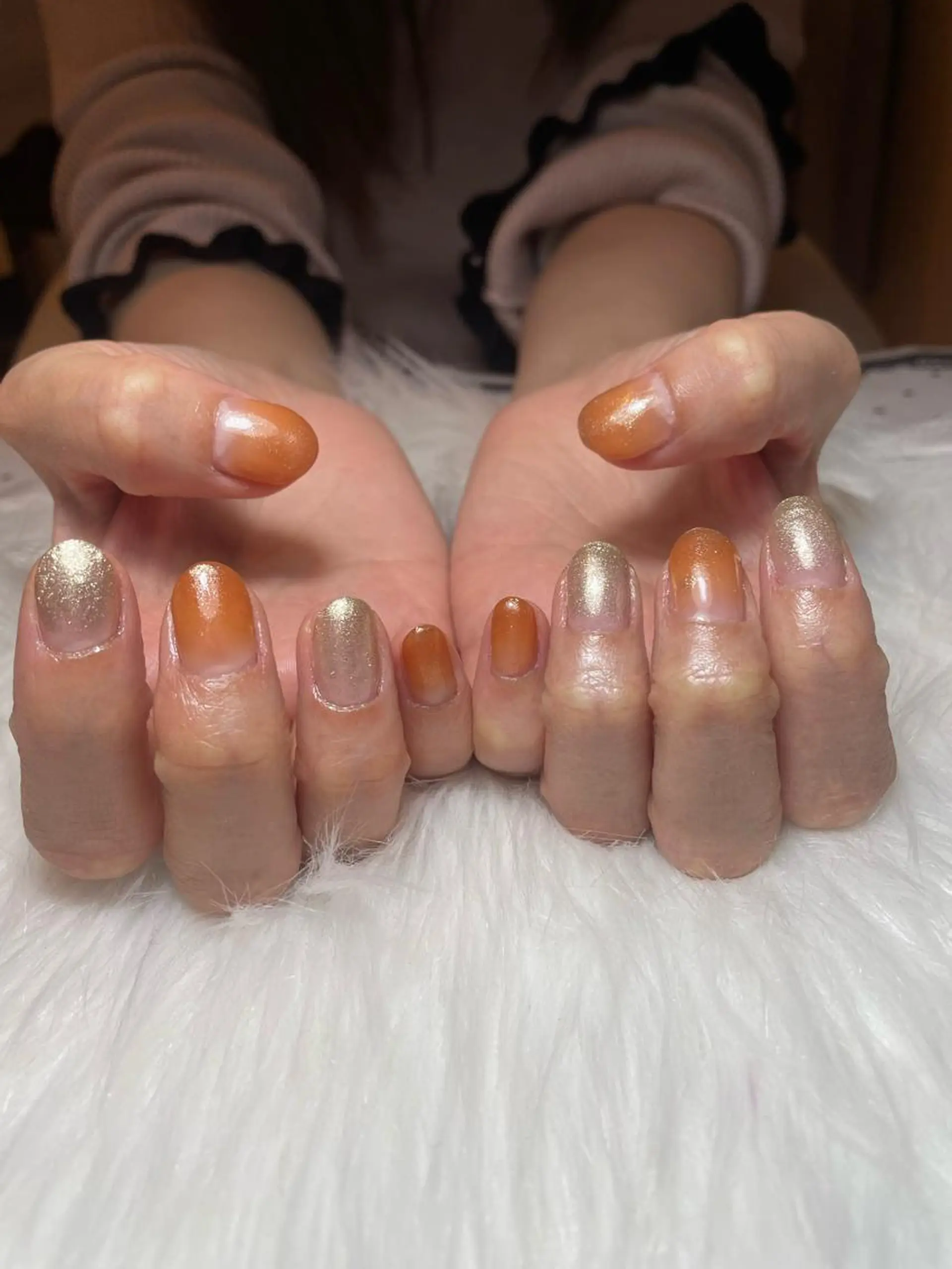 ネイル グラデーション 大袋駅東口徒歩2分 alivioのネイルデザイン