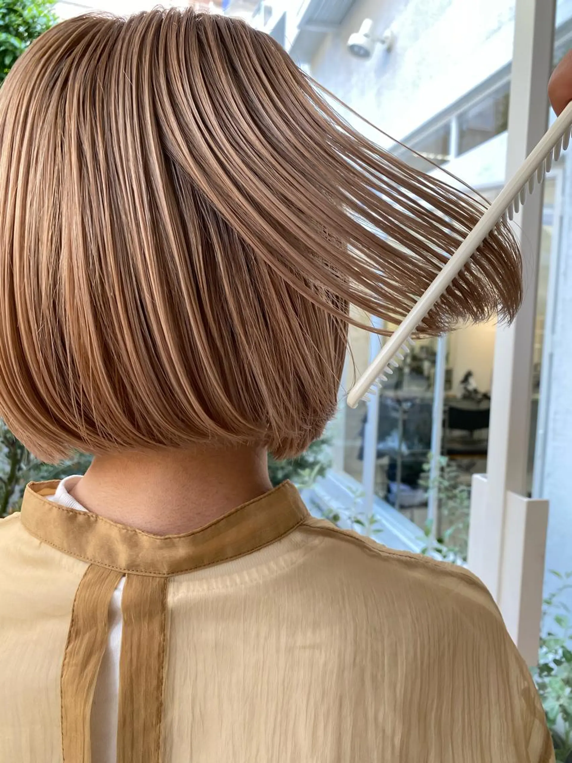 ミディアム カラー ブリーチカラーが人気 onnuのヘアスタイル