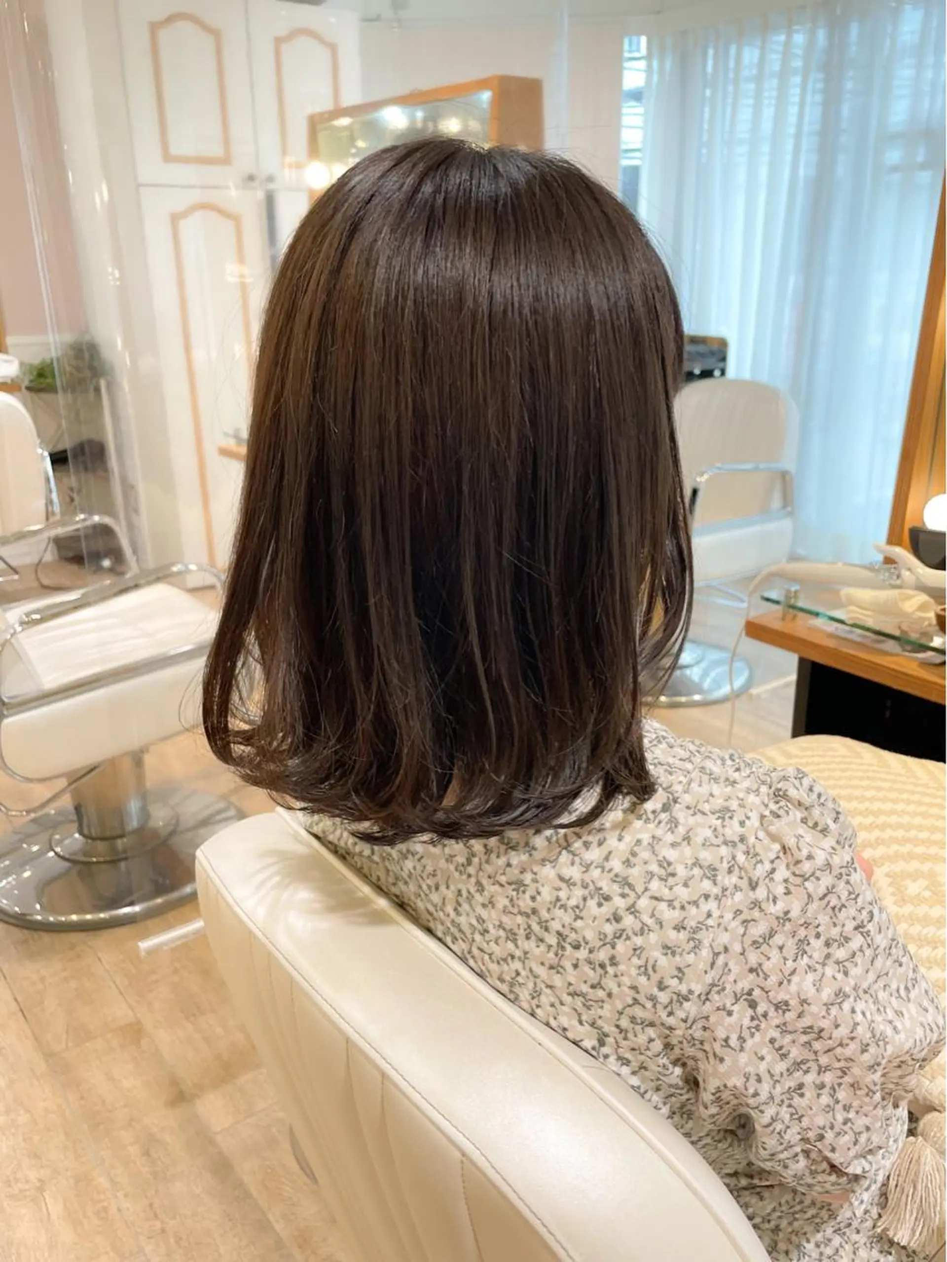 ミディアム カラー ミディアムレイヤー レイヤーカット ✨カラー支持No.1 🧸ワキ カナコ🧸のヘアスタイル