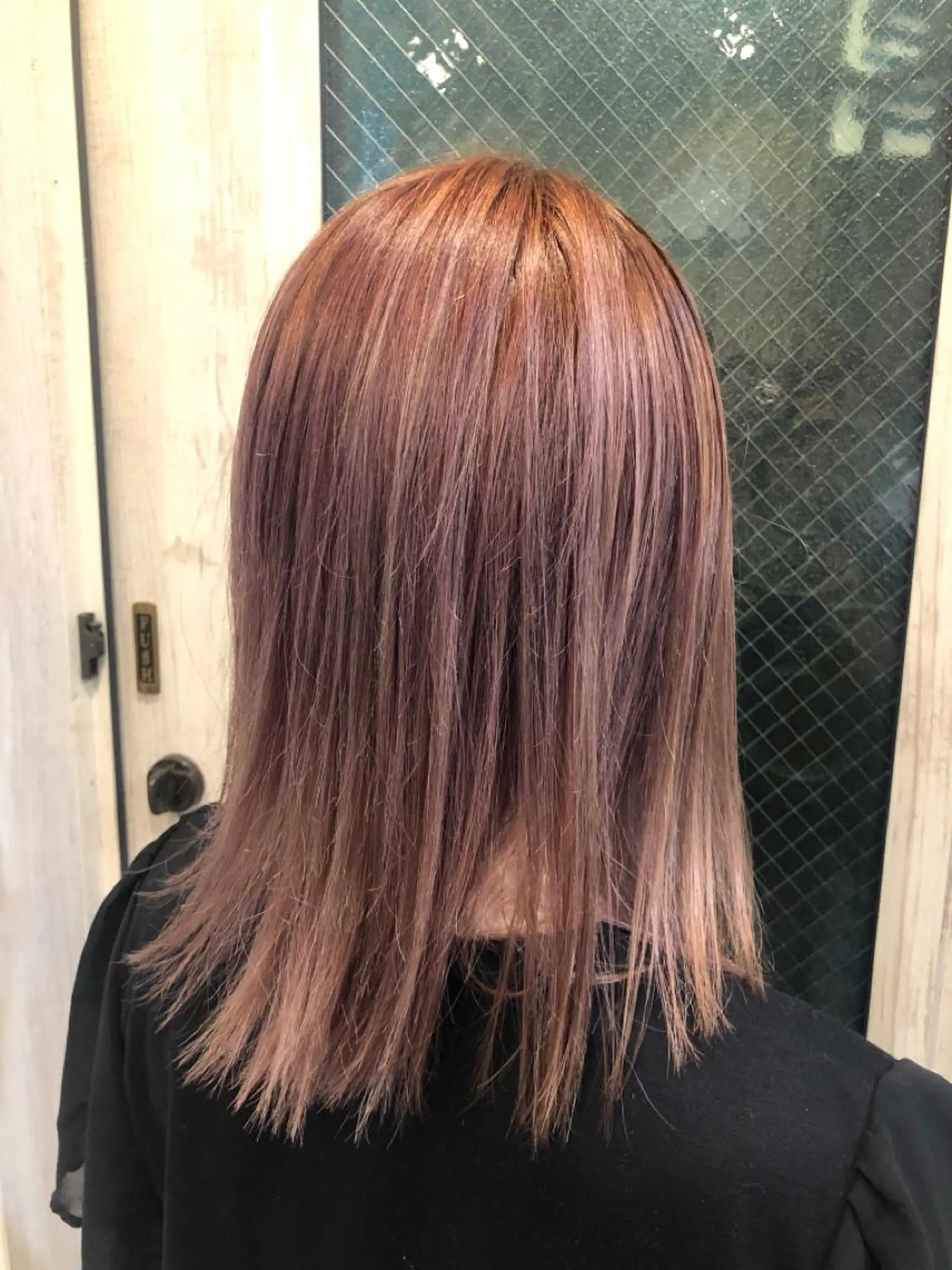 ミディアム カラー 縮毛矯正 トリートメント ダブルカラー🎉 ハイトーン🎉スドウのヘアスタイル