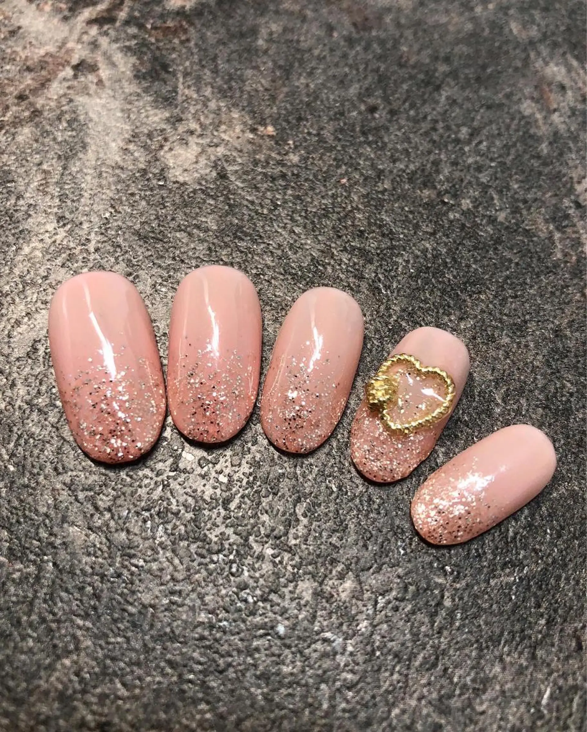 ネイル ハンドネイル 宮本 百合子のネイルデザイン