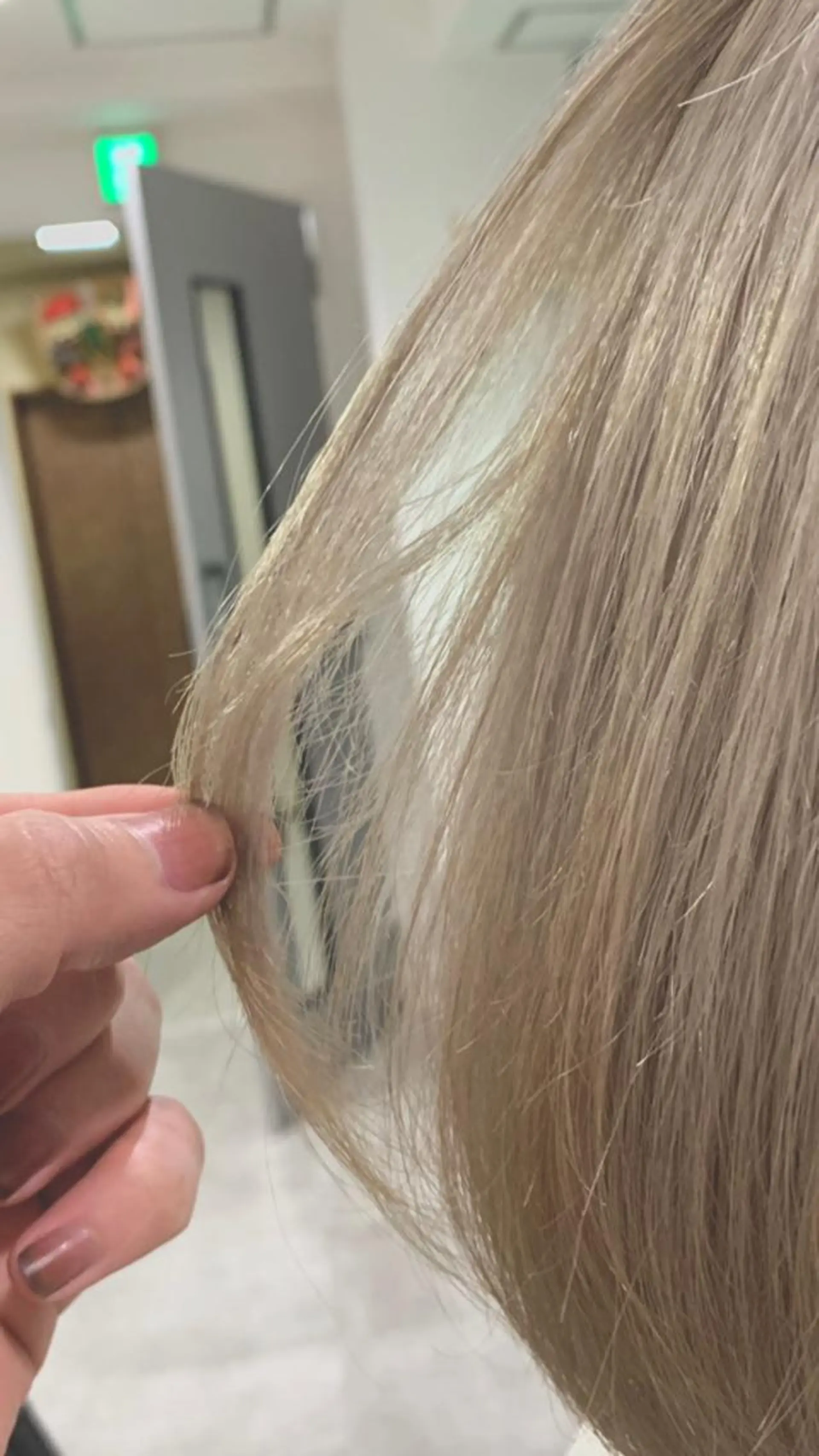 ショート ヨシミ カズヤのヘアスタイル