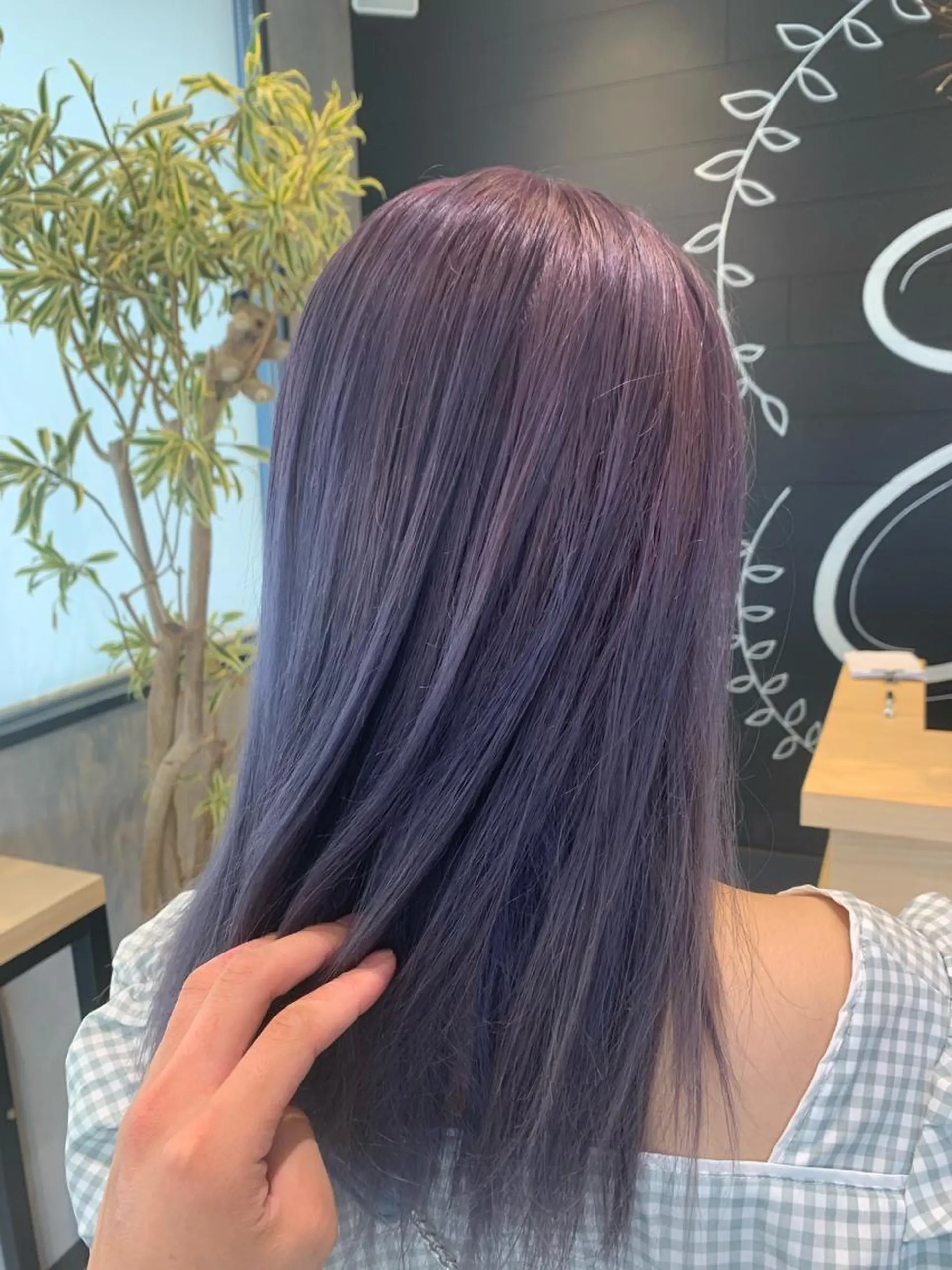 ミディアム カラー ブリーチ ハイトーンカラー ラベンダーカラー 名古屋／デザイン／ ブリーチ/松井亮磨のヘアスタイル