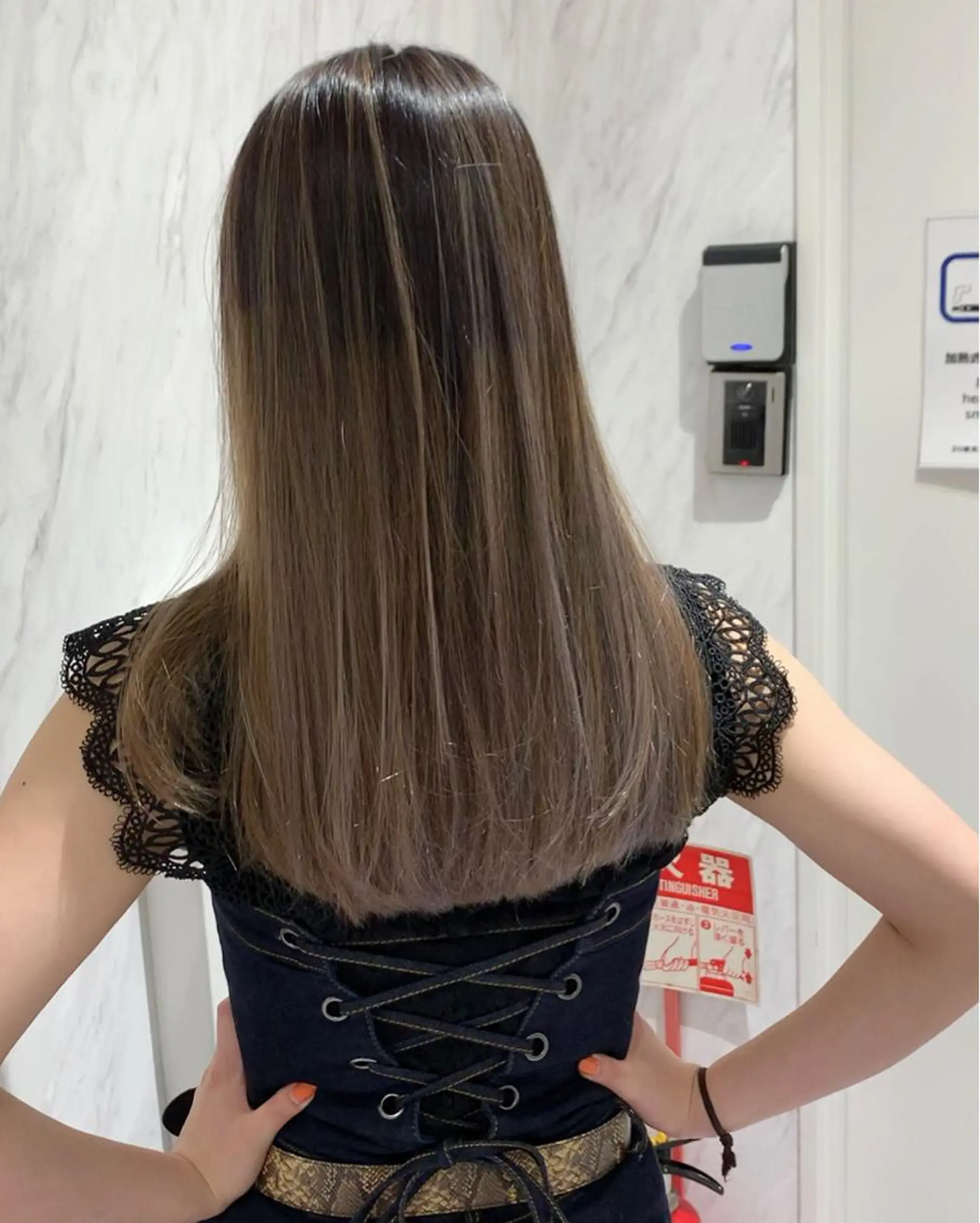 ロング カラー パーマ ヘアアレンジ メンズ キッズ ネイル マツエク・マツパ 酸性ストレート 髪質改善大槻勇樹のヘアスタイル